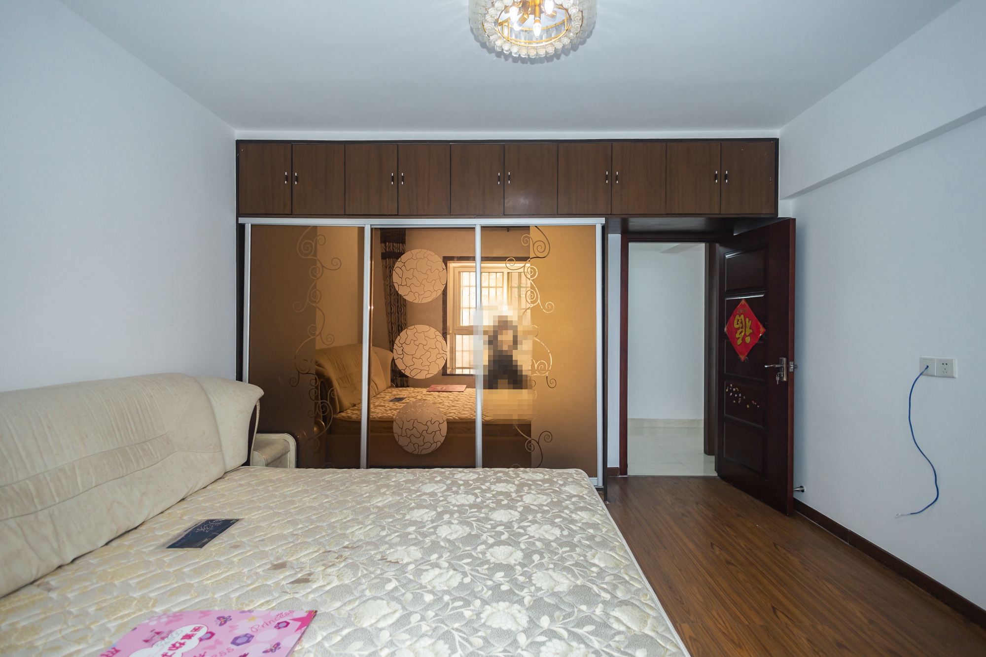 佳美星城 3室2厅1卫 66.0万 佳美星城 3室2厅1卫 66.0万卧室