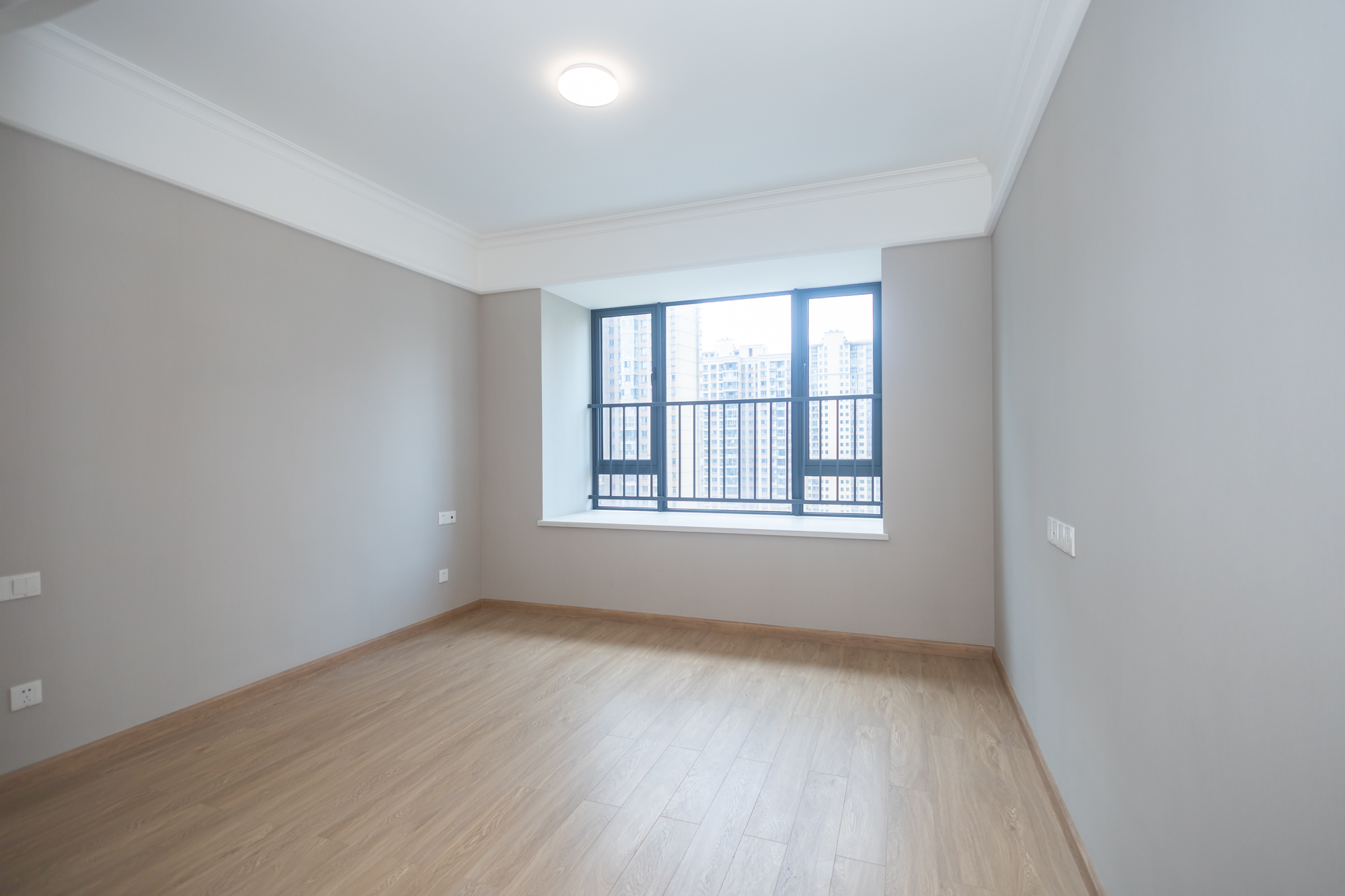 运达锦绣广场  4室2厅2卫    188.0万 运达锦绣广场  4室2厅2卫    188.0万卧室