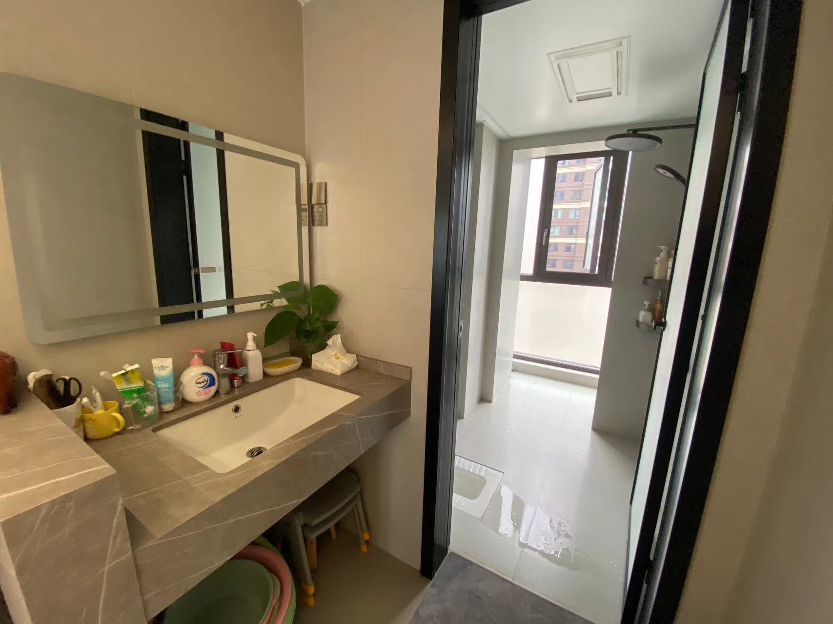 建发央著 5室2厅3卫 229.0万 建发央著 5室2厅3卫 229.0万室内图