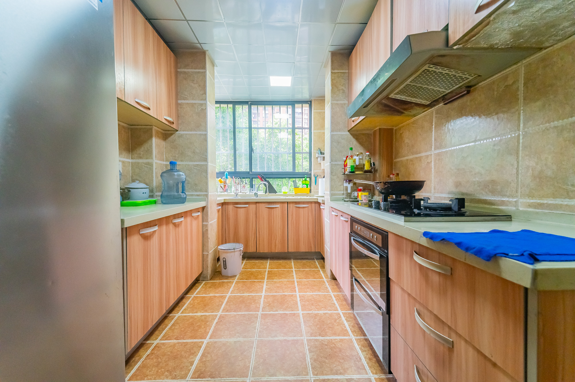 华润凤凰城二期 4室2厅2卫 99.8万 华润凤凰城二期 4室2厅2卫 99.8万厨房