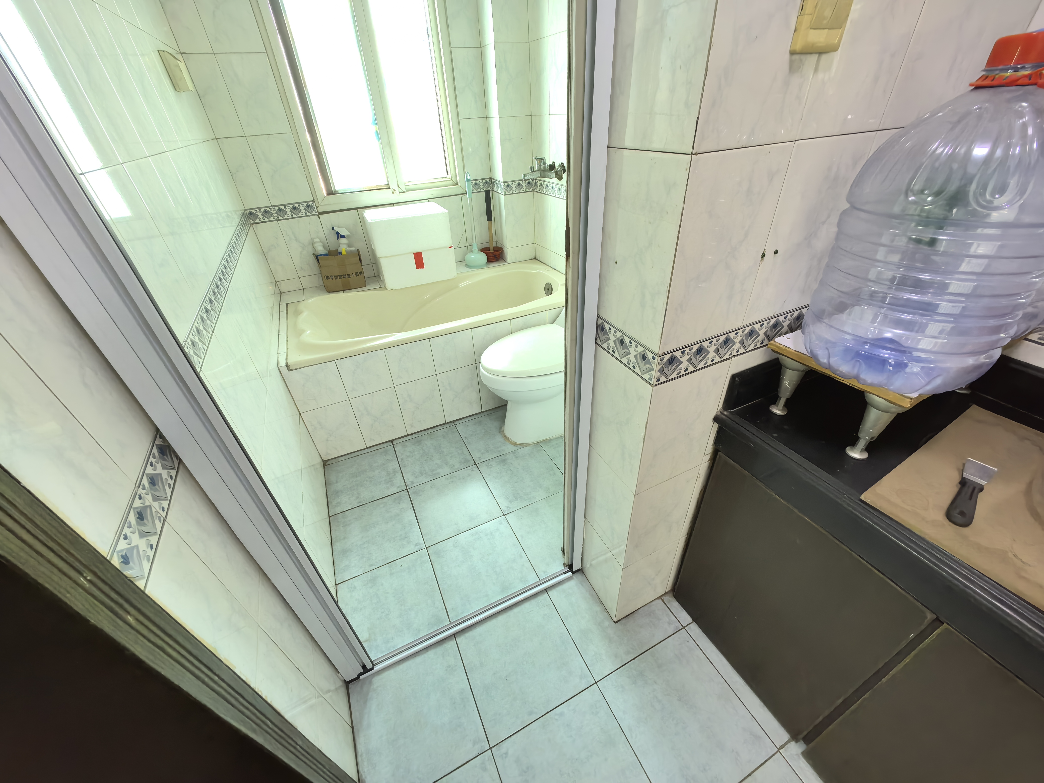 亚欧大楼 3室2厅2卫 38.8万 亚欧大楼 3室2厅2卫 38.8万室内图