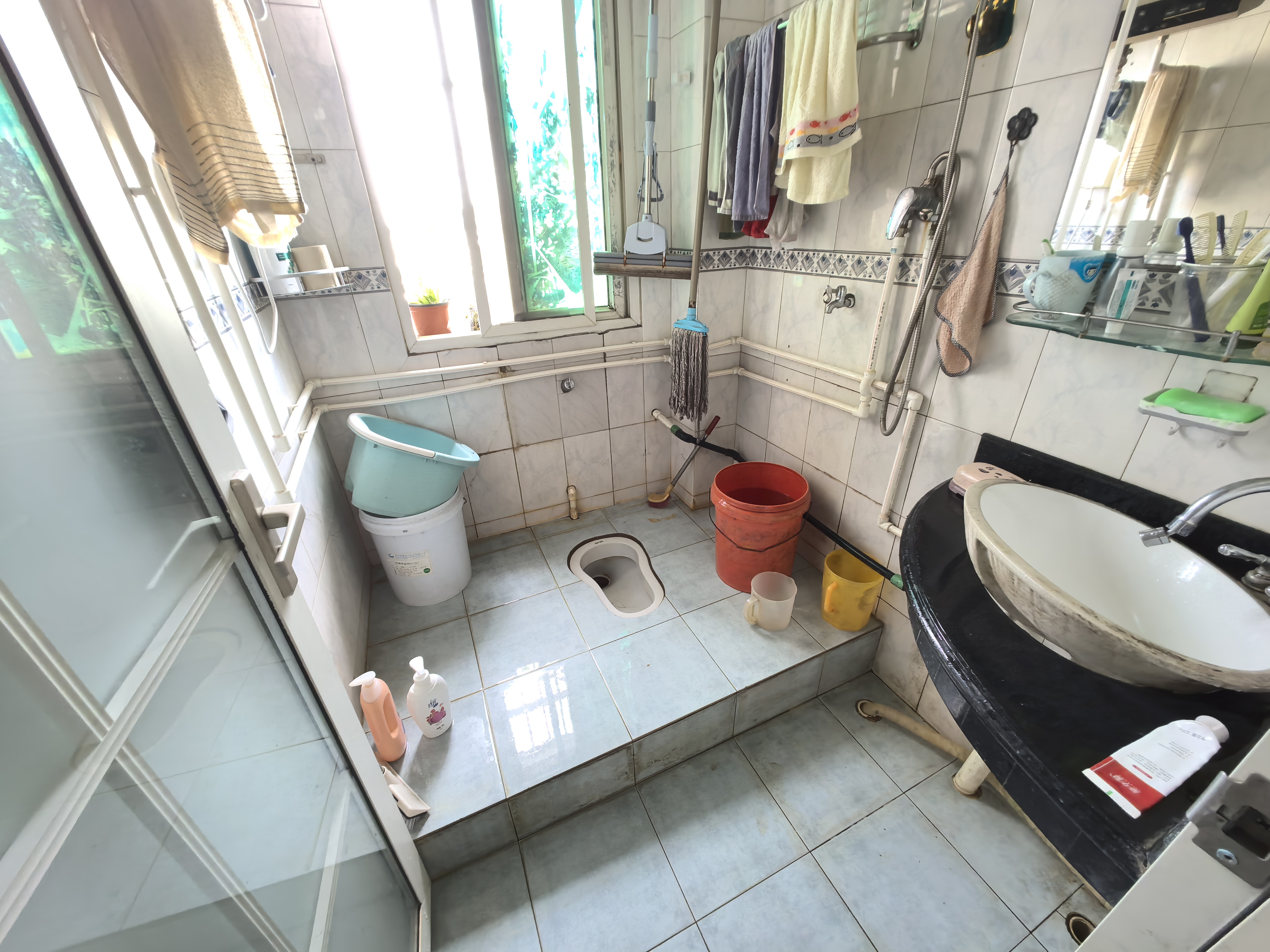 亚欧大楼 3室2厅2卫 38.8万 亚欧大楼 3室2厅2卫 38.8万室内图