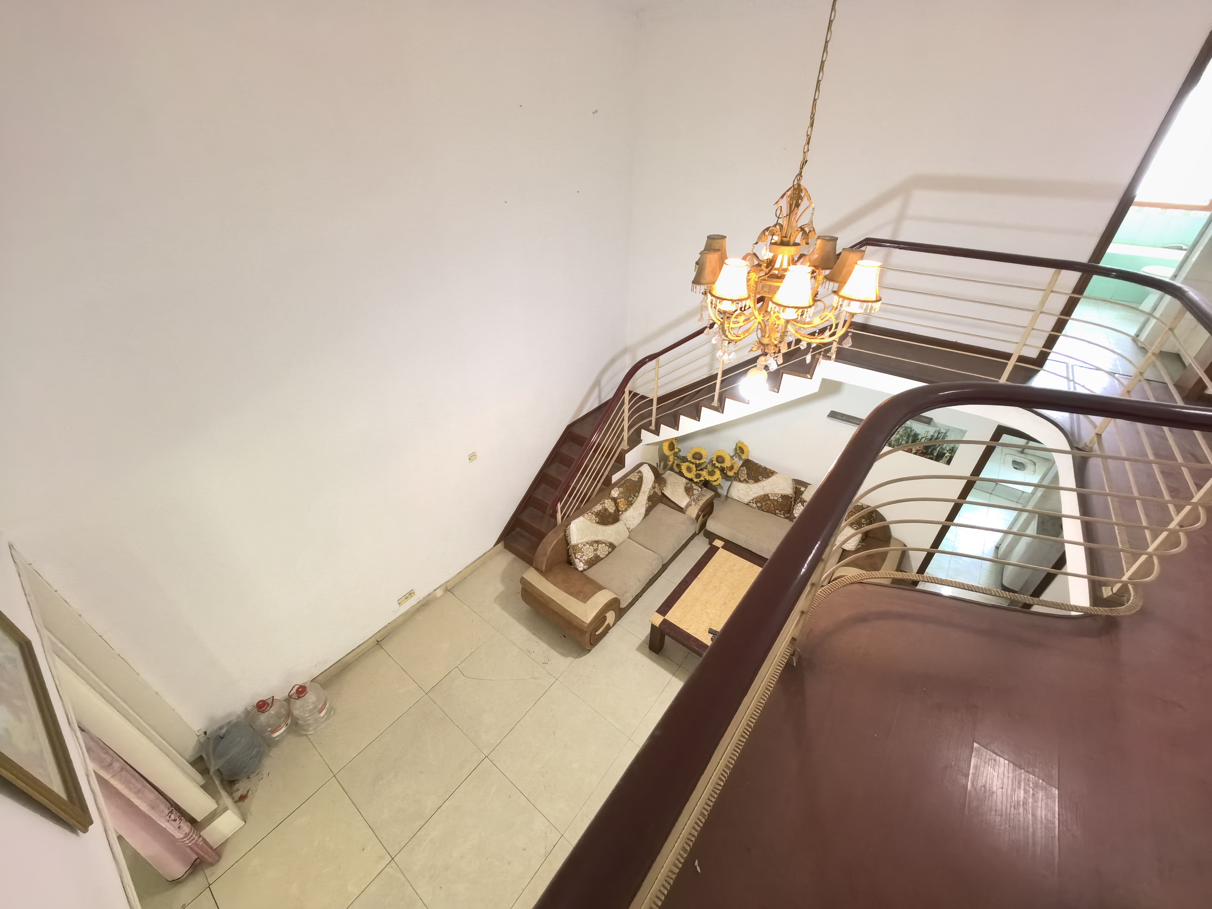 亚欧大楼 4室2厅2卫 29.8万 亚欧大楼 4室2厅2卫 29.8万室内图