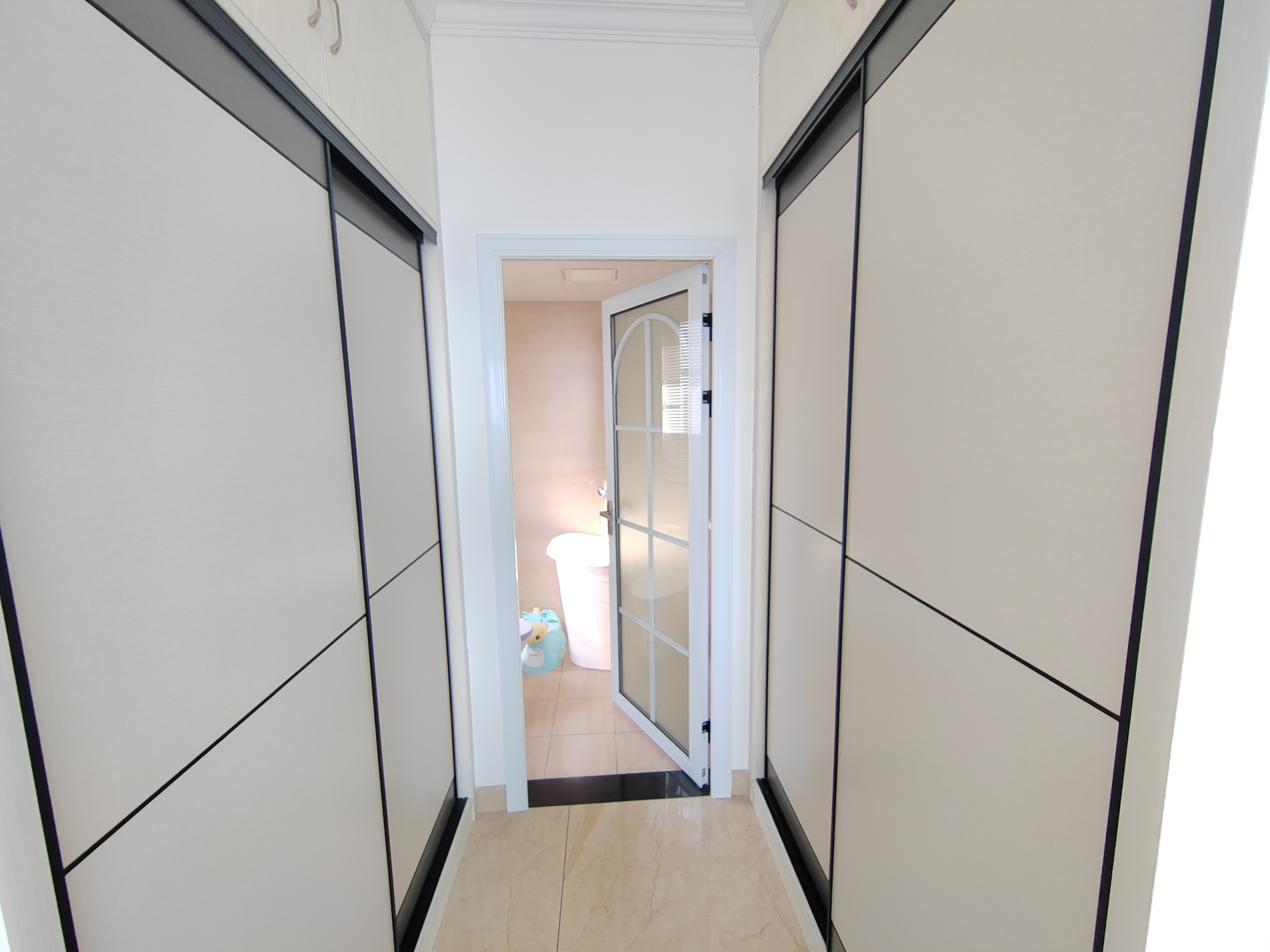 城市公园 4室2厅2卫 67.8万 城市公园 4室2厅2卫 67.8万室内图