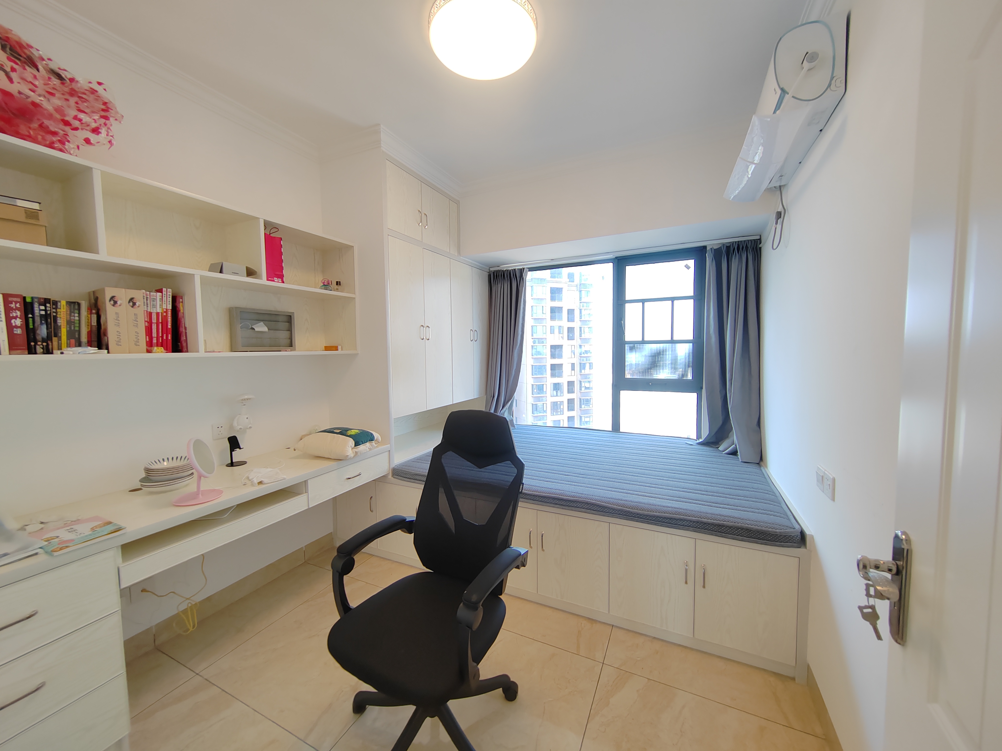 城市公园 4室2厅2卫 67.8万 城市公园 4室2厅2卫 67.8万室内图