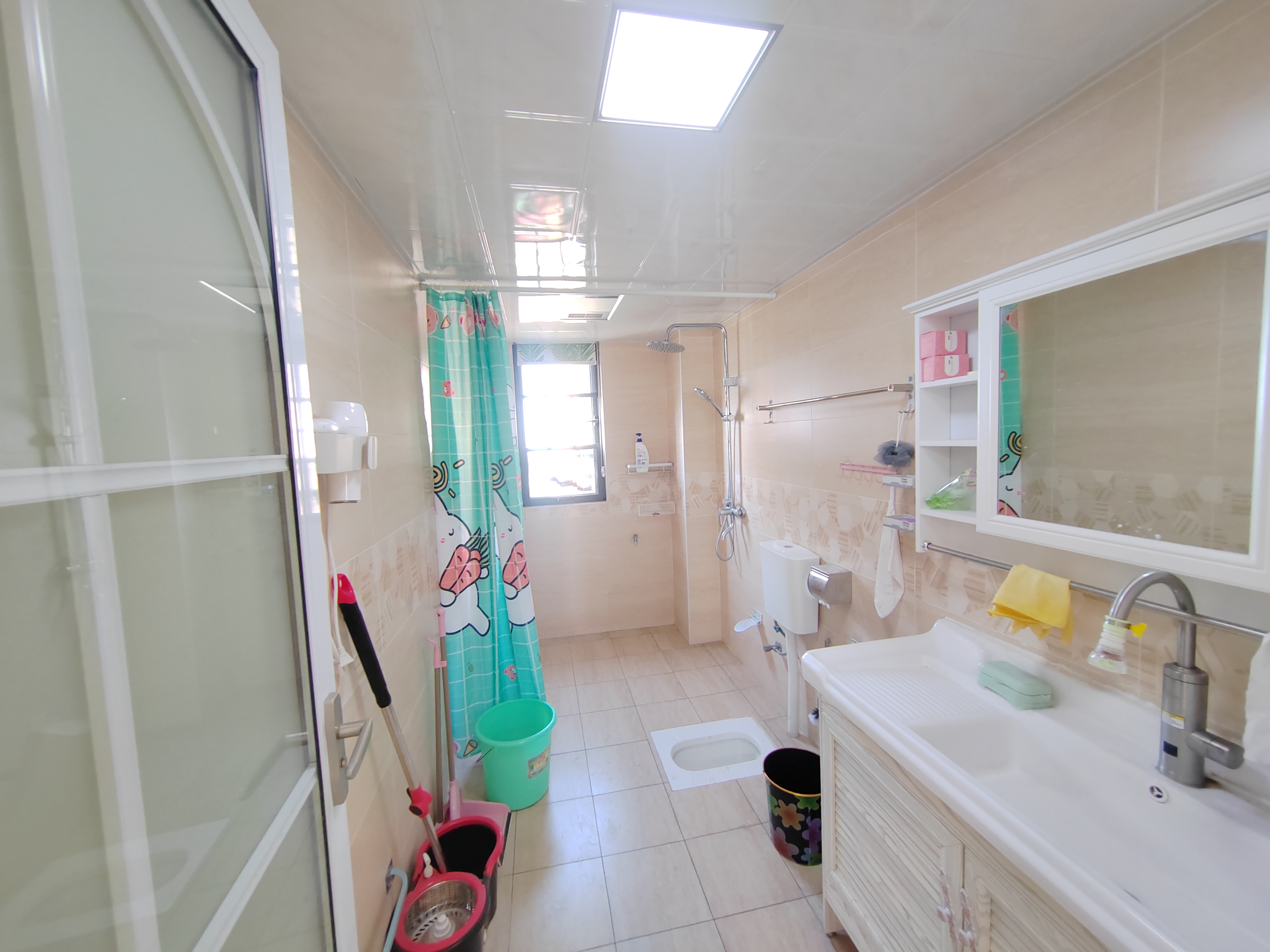 城市公园 4室2厅2卫 67.8万 城市公园 4室2厅2卫 67.8万室内图