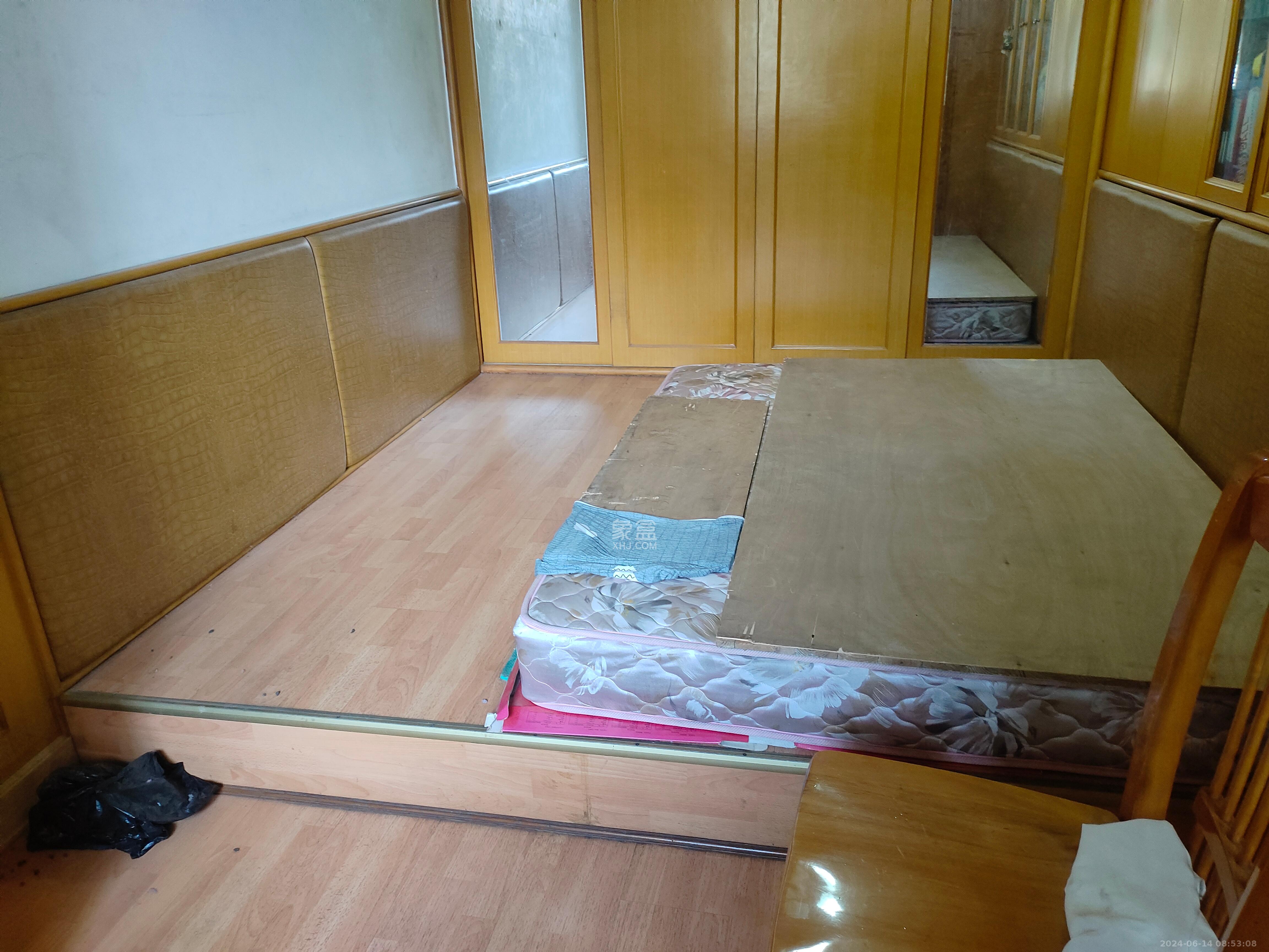广铁六公司宿舍  3室2厅1卫   2500.00元/月室内图