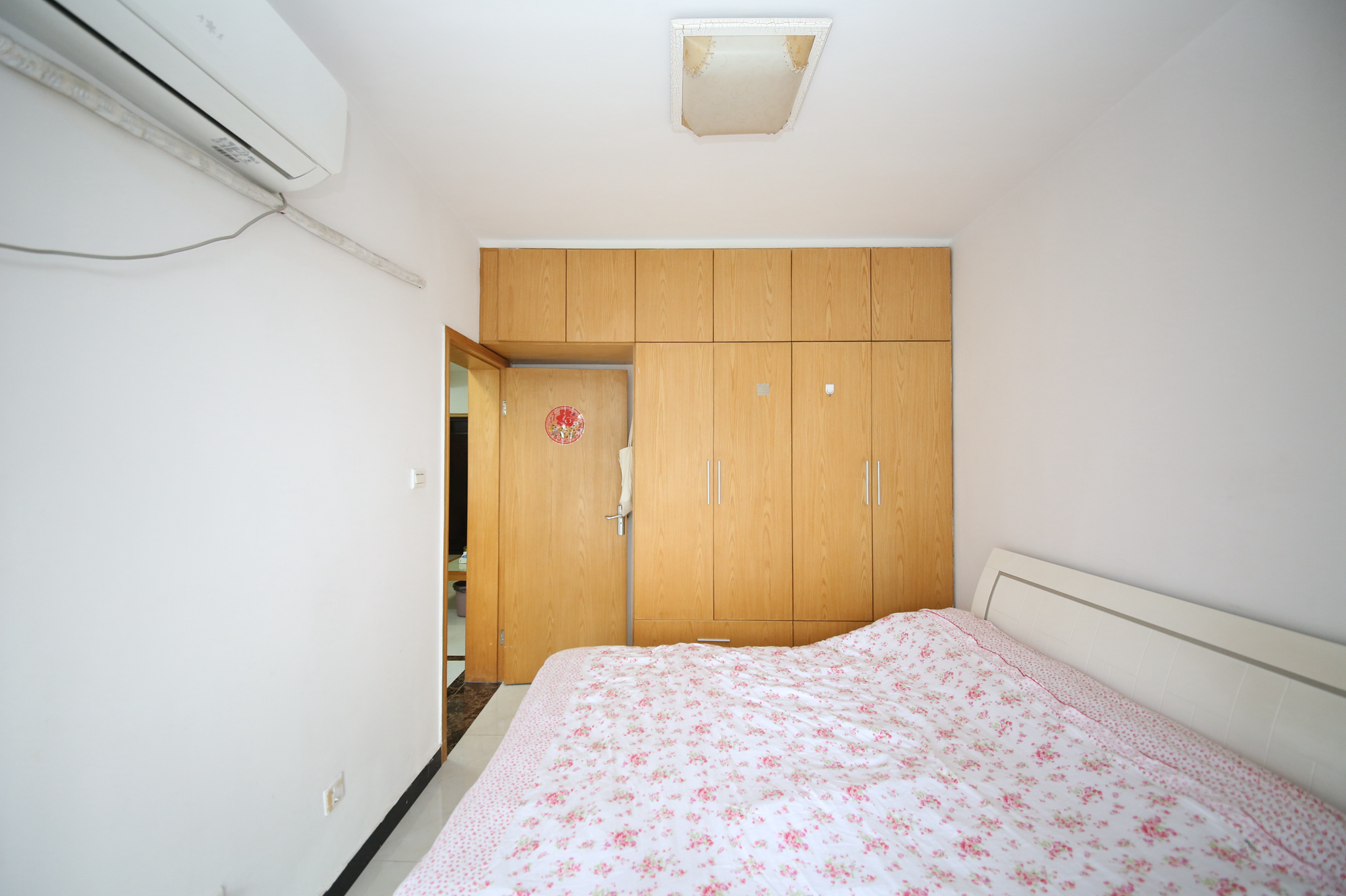 星典时代  1室1厅1卫   42.00万卧室