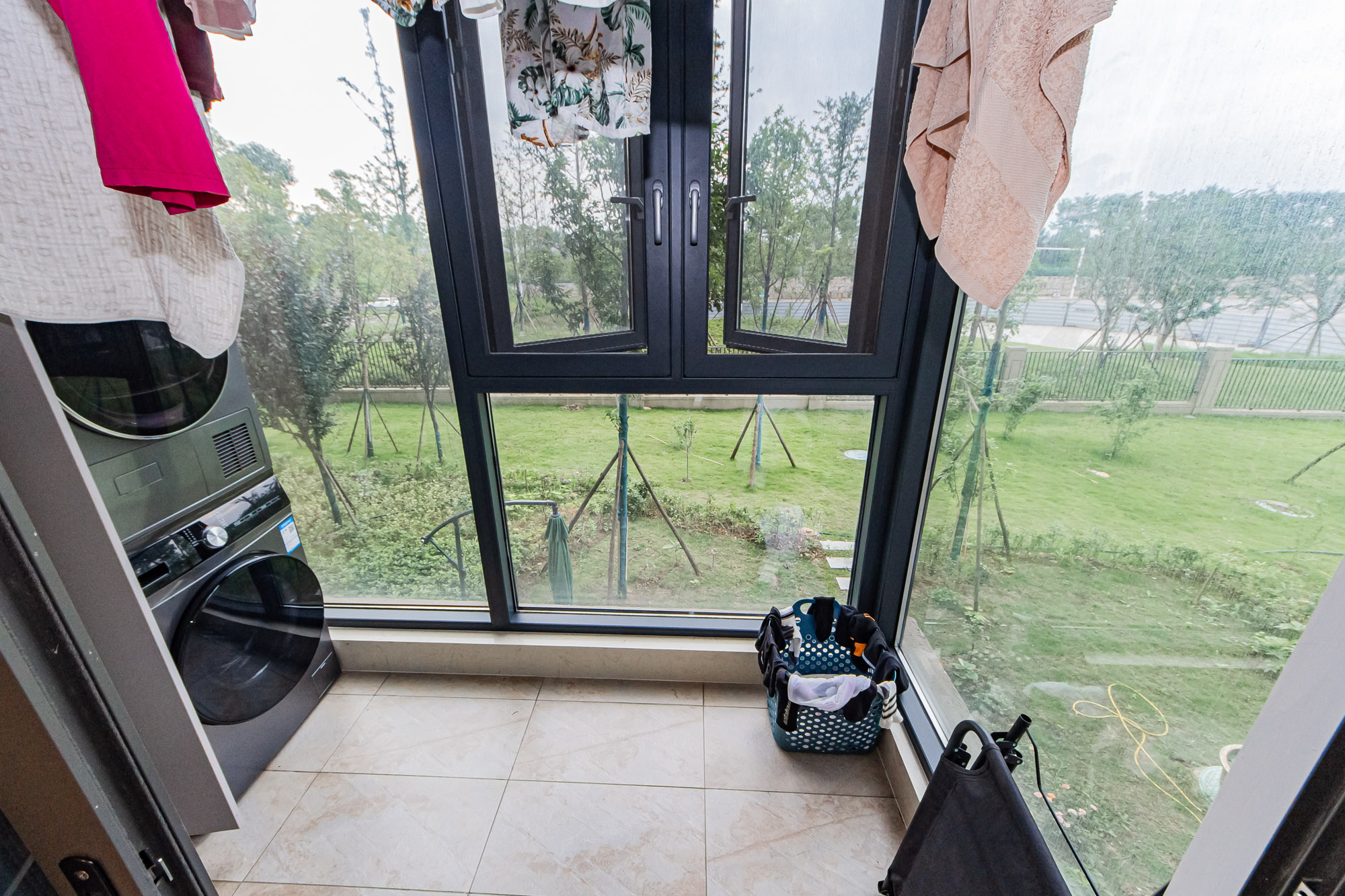 长房雍景湾 4室2厅2卫 143.0万 长房雍景湾 4室2厅2卫 143.0万阳台