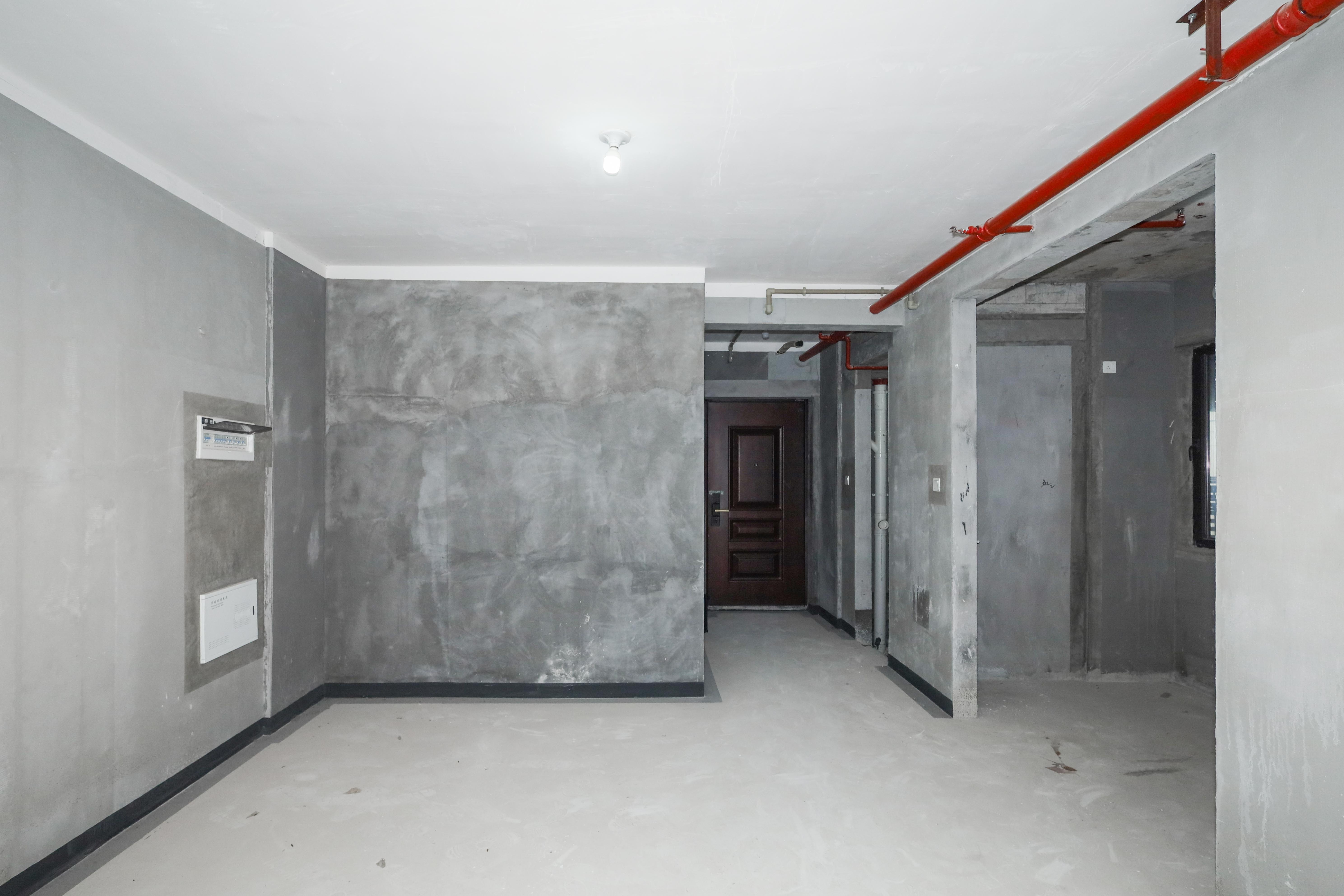 建发央著  4室2厅2卫   180.00万客厅