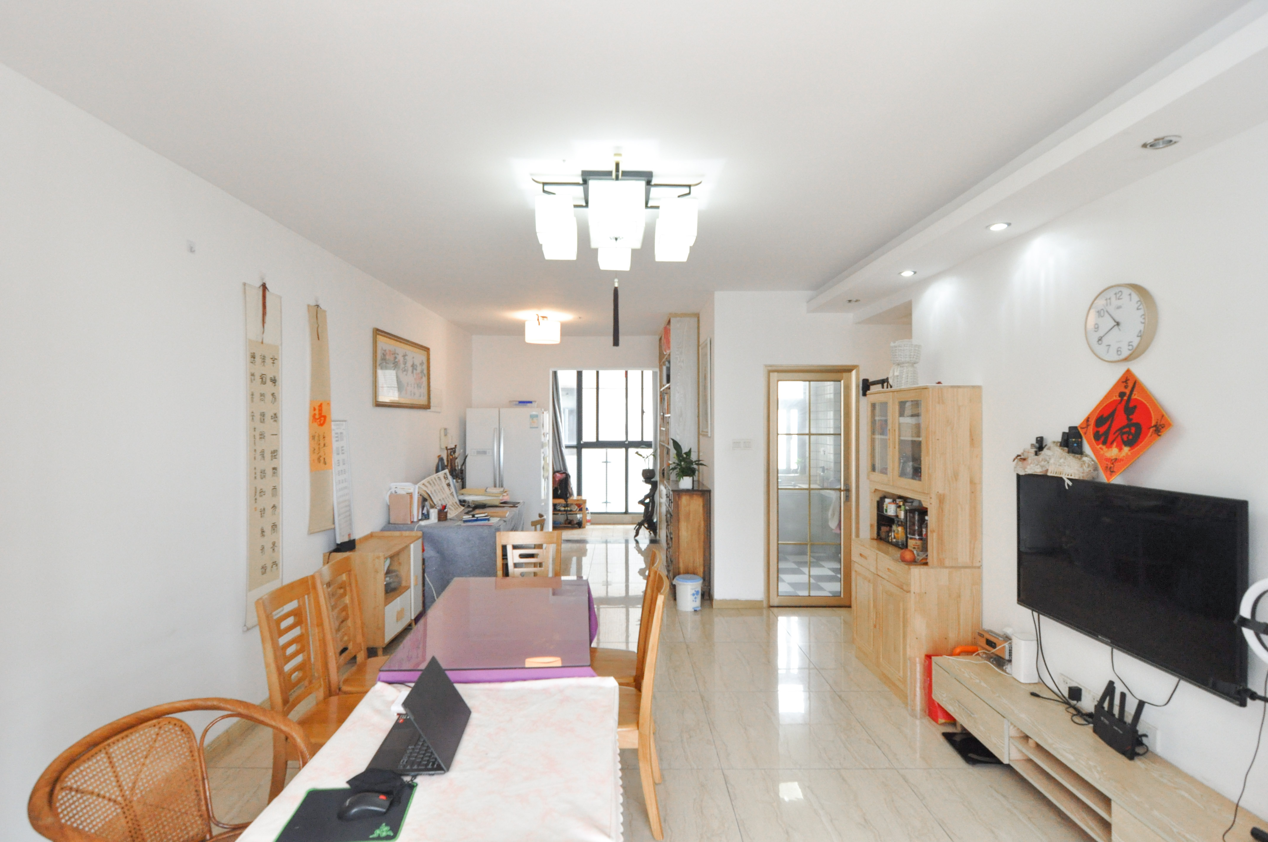 高鑫麓城 3室2厅2卫 119.8万 高鑫麓城 3室2厅2卫 119.8万客厅