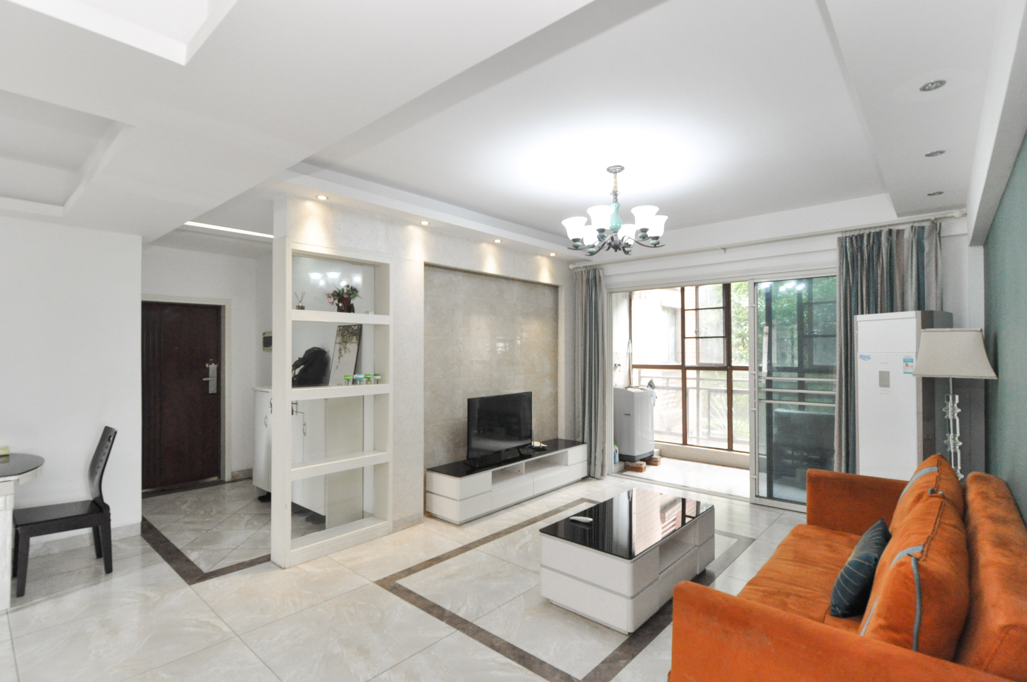 高信向日葵 3室2厅2卫 128.0万 高信向日葵 3室2厅2卫 128.0万客厅