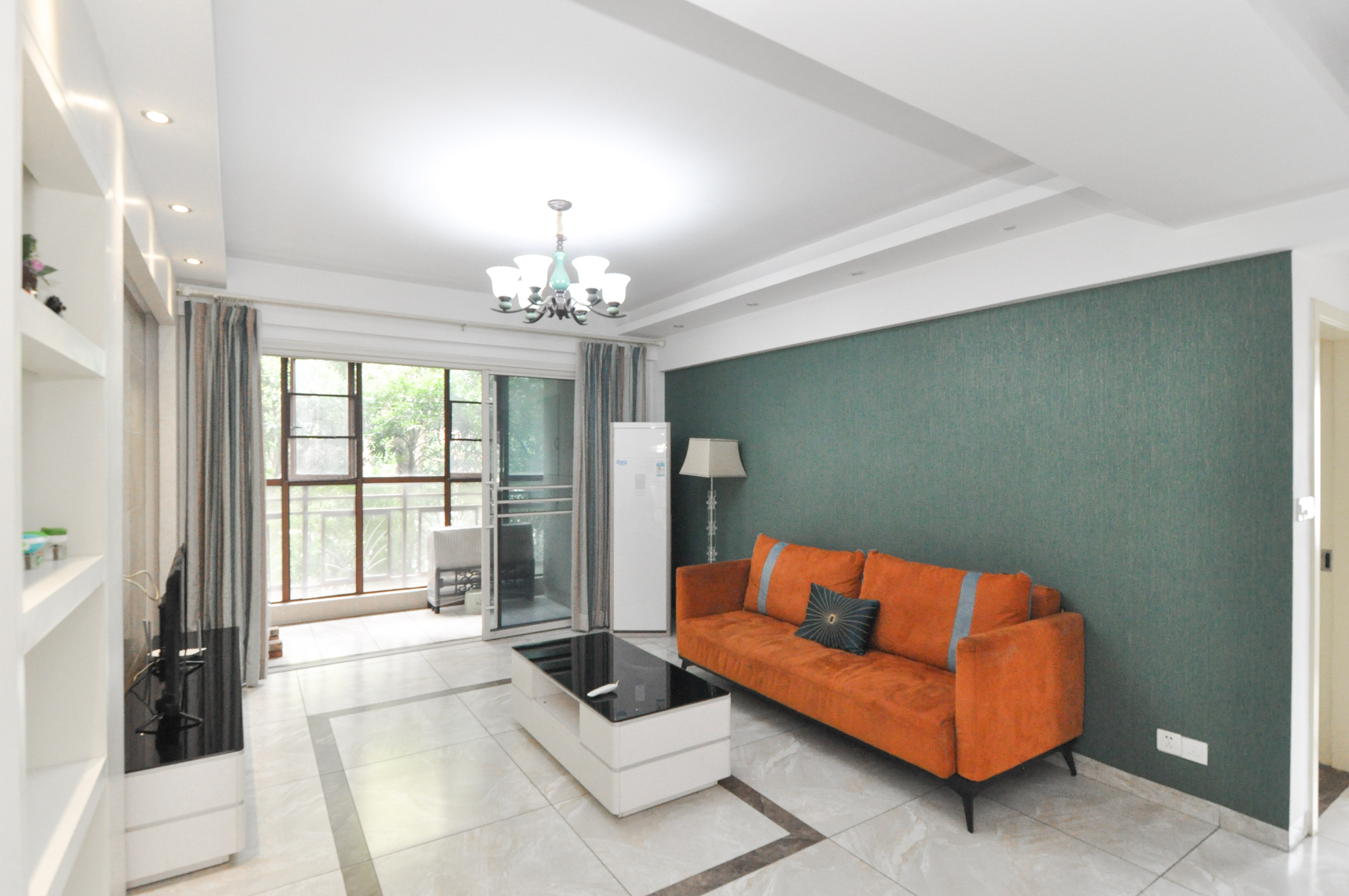 高信向日葵 3室2厅2卫 128.0万 高信向日葵 3室2厅2卫 128.0万客厅