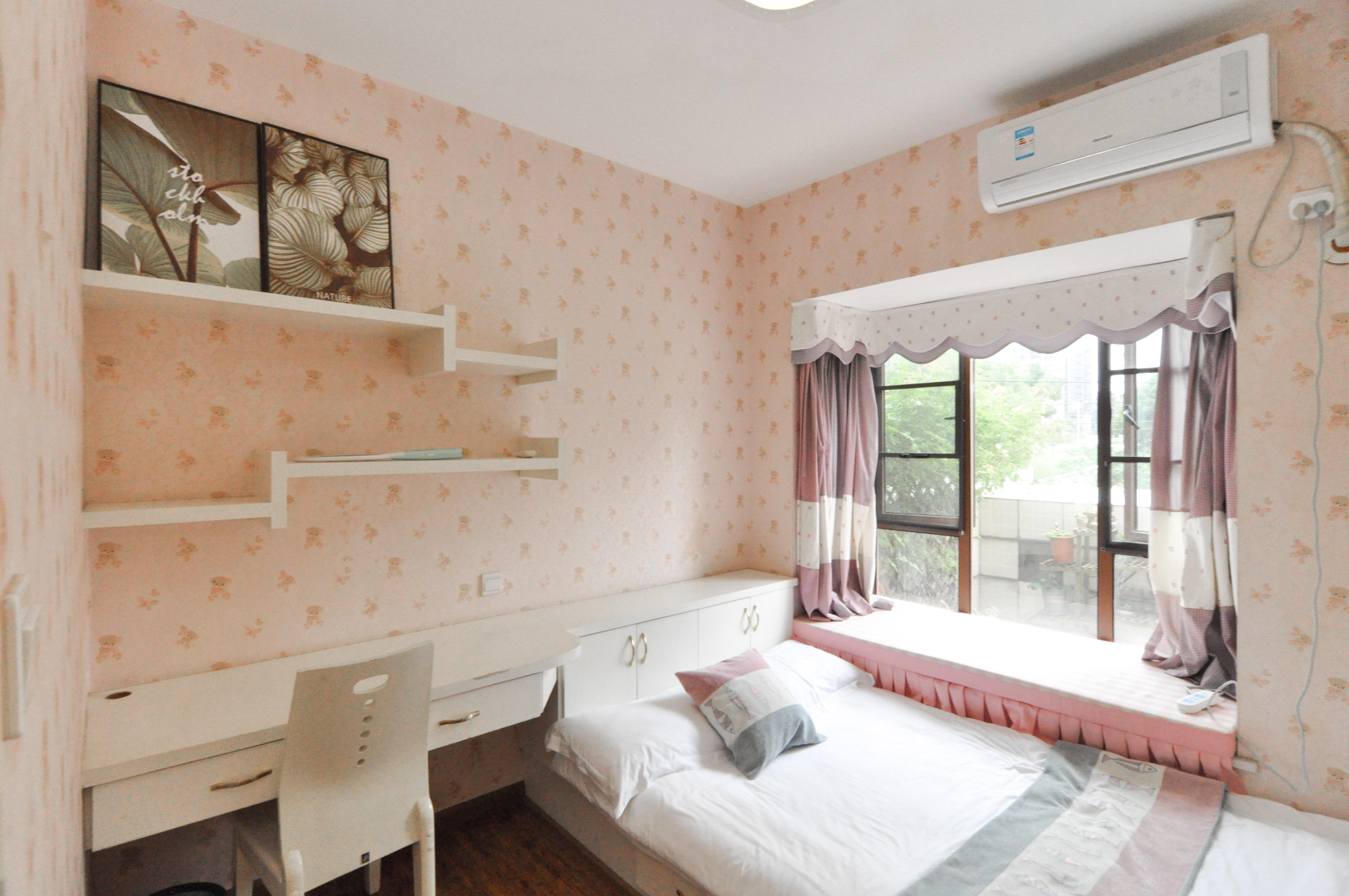 高信向日葵 3室2厅2卫 128.0万 高信向日葵 3室2厅2卫 128.0万卧室