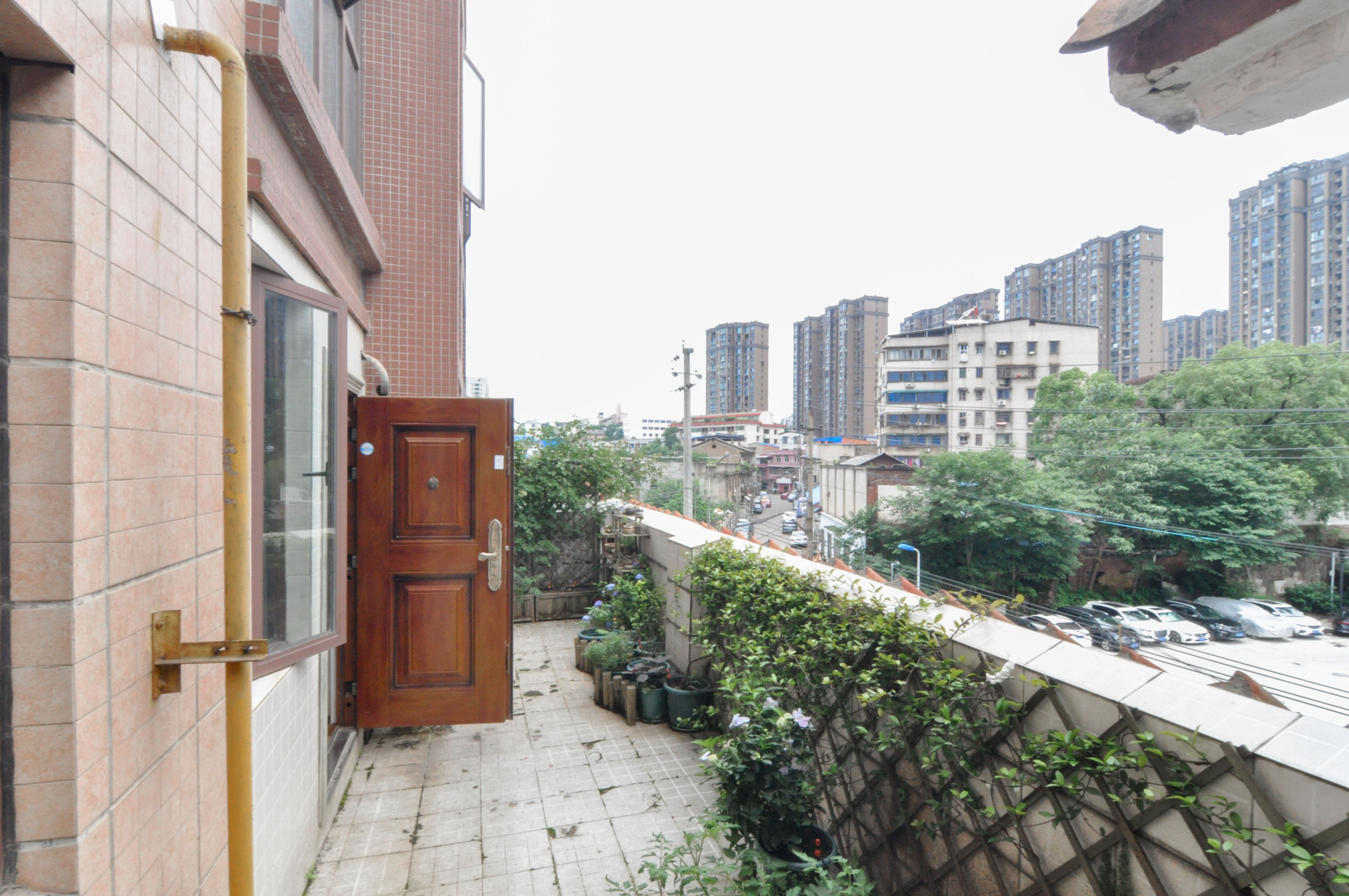 高信向日葵 3室2厅2卫 128.0万 高信向日葵 3室2厅2卫 128.0万卧室