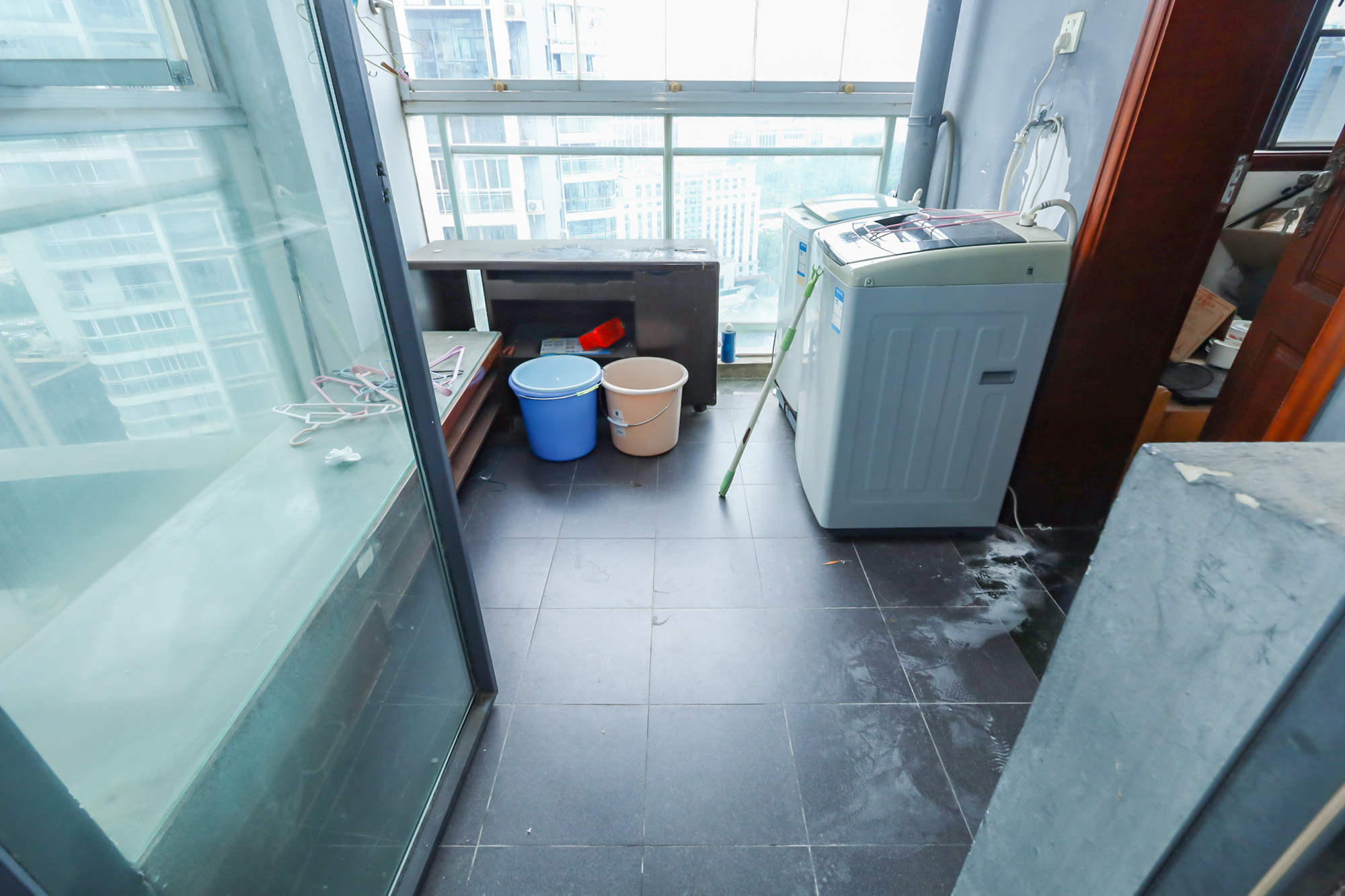 美林银谷  4室2厅2卫    120.0万其他