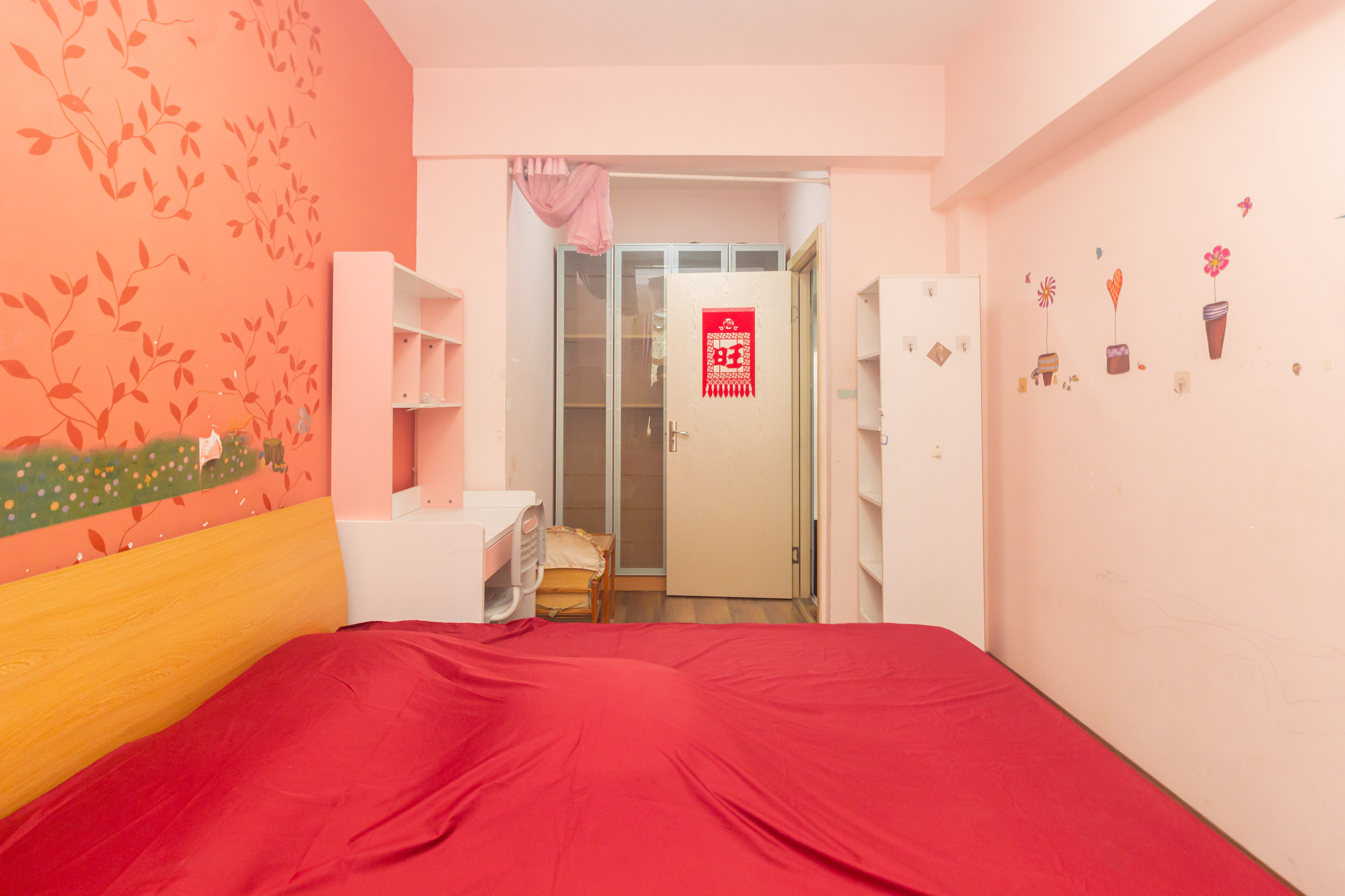 未来蜂巢 3室2厅1卫 52.8万 未来蜂巢 3室2厅1卫 52.8万卧室