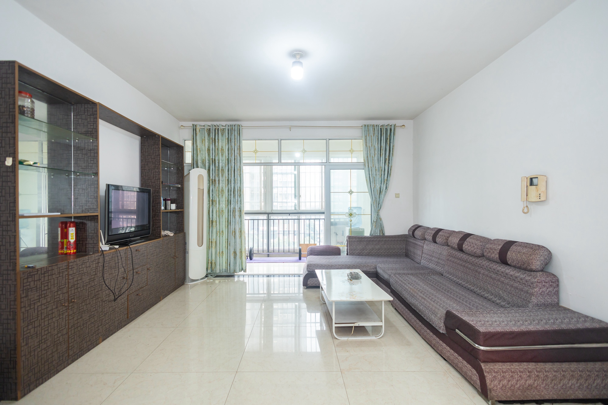 楚天世纪城东苑 3室2厅2卫 83.0万 楚天世纪城东苑 3室2厅2卫 83.0万客厅