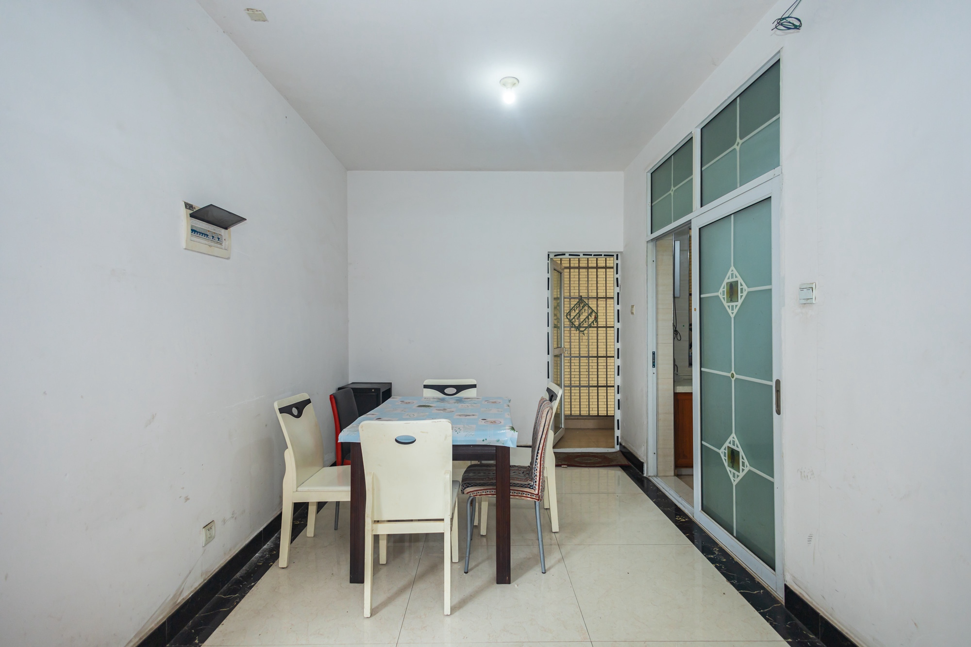 楚天世纪城东苑 3室2厅2卫 83.0万 楚天世纪城东苑 3室2厅2卫 83.0万其他