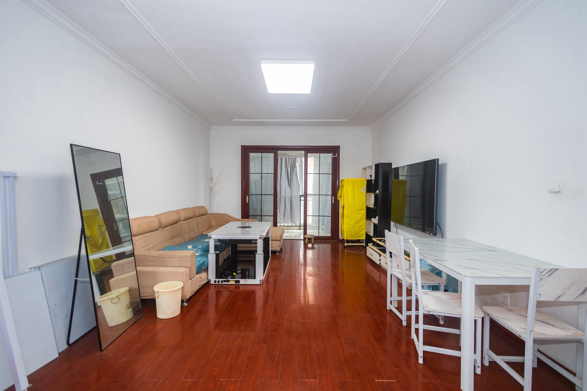 楚天世纪城东苑 3室2厅2卫 67.8万 楚天世纪城东苑 3室2厅2卫 67.8万客厅