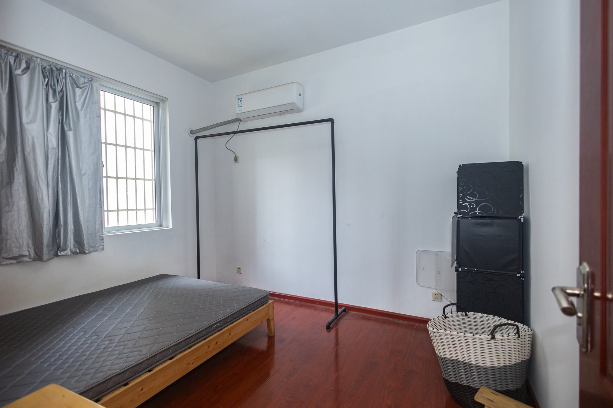 楚天世纪城东苑 3室2厅2卫 67.8万 楚天世纪城东苑 3室2厅2卫 67.8万卧室