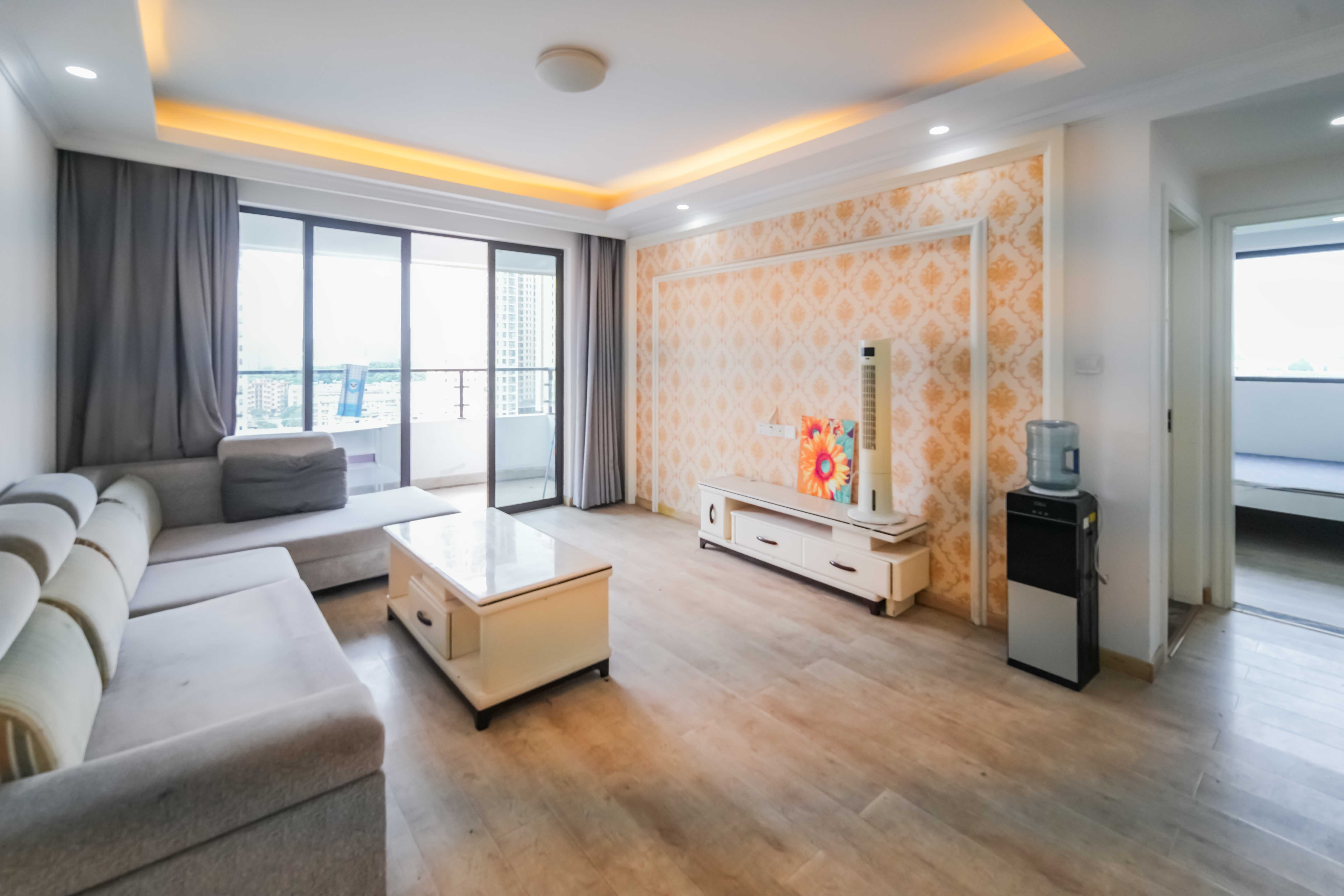 五江天街南区 3室2厅1卫 82.0万 五江天街南区 3室2厅1卫 82.0万客厅