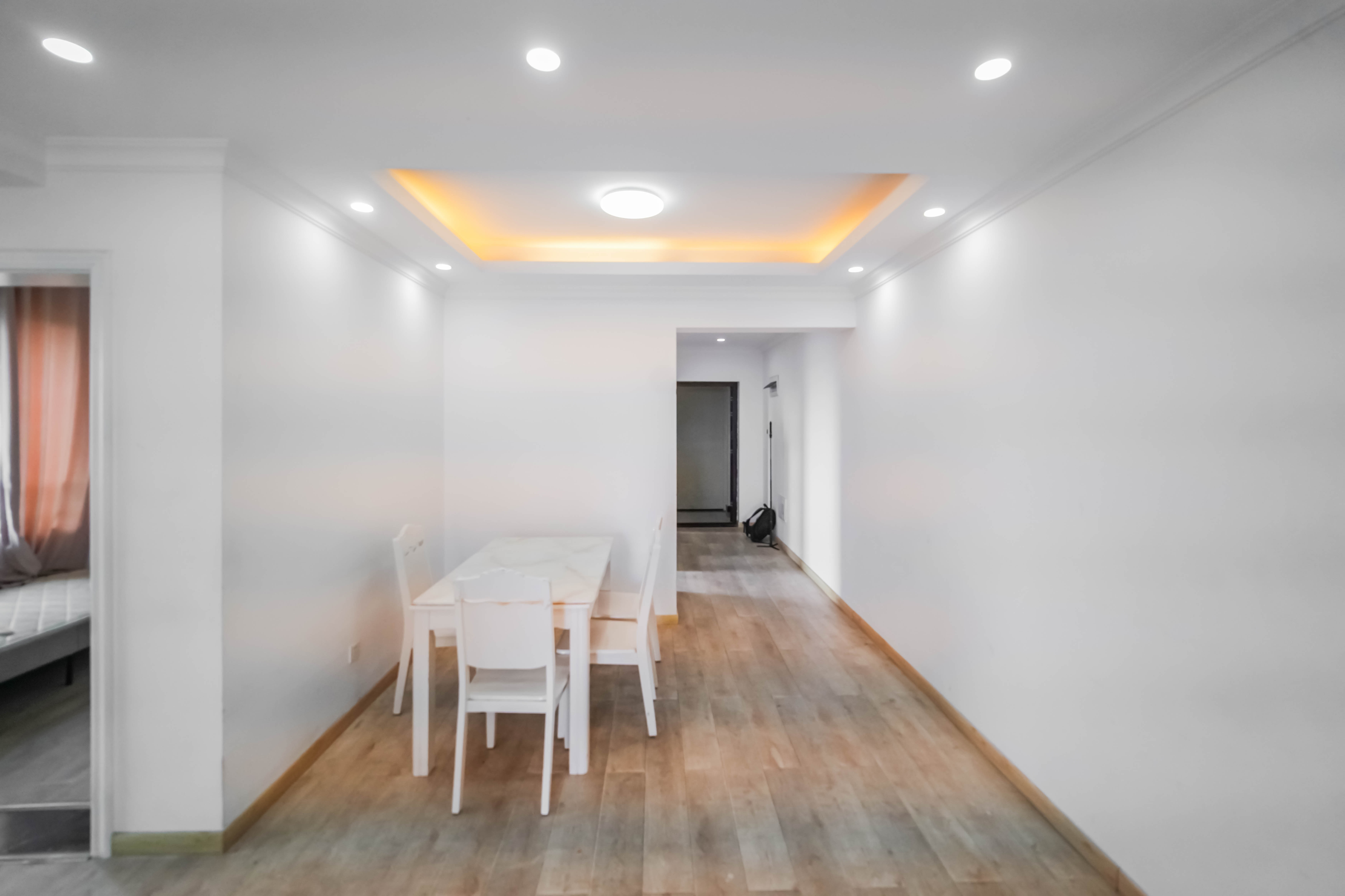 五江天街南区 3室2厅1卫 82.0万 五江天街南区 3室2厅1卫 82.0万客厅