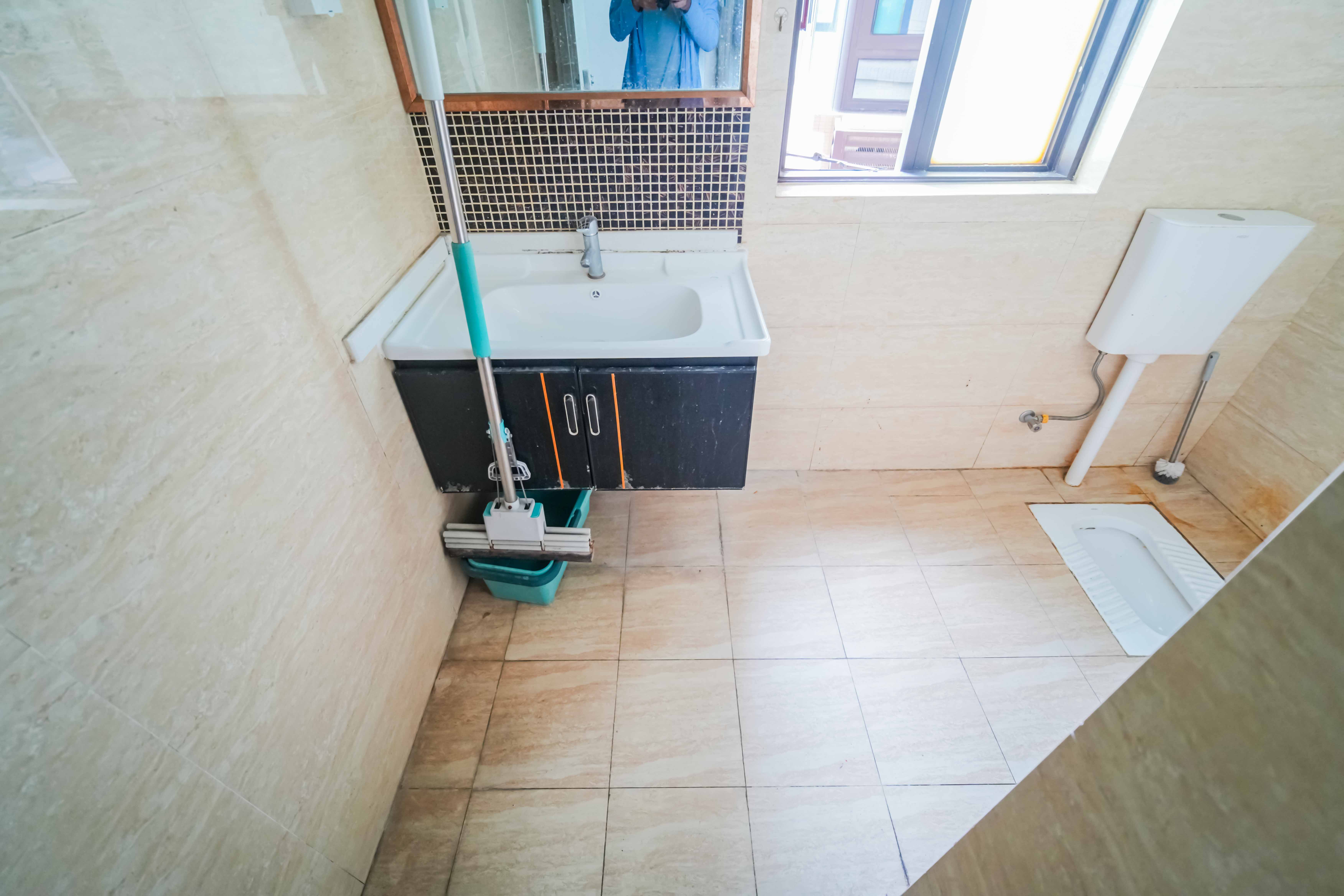 五江天街南区 3室2厅1卫 82.0万 五江天街南区 3室2厅1卫 82.0万卫生间