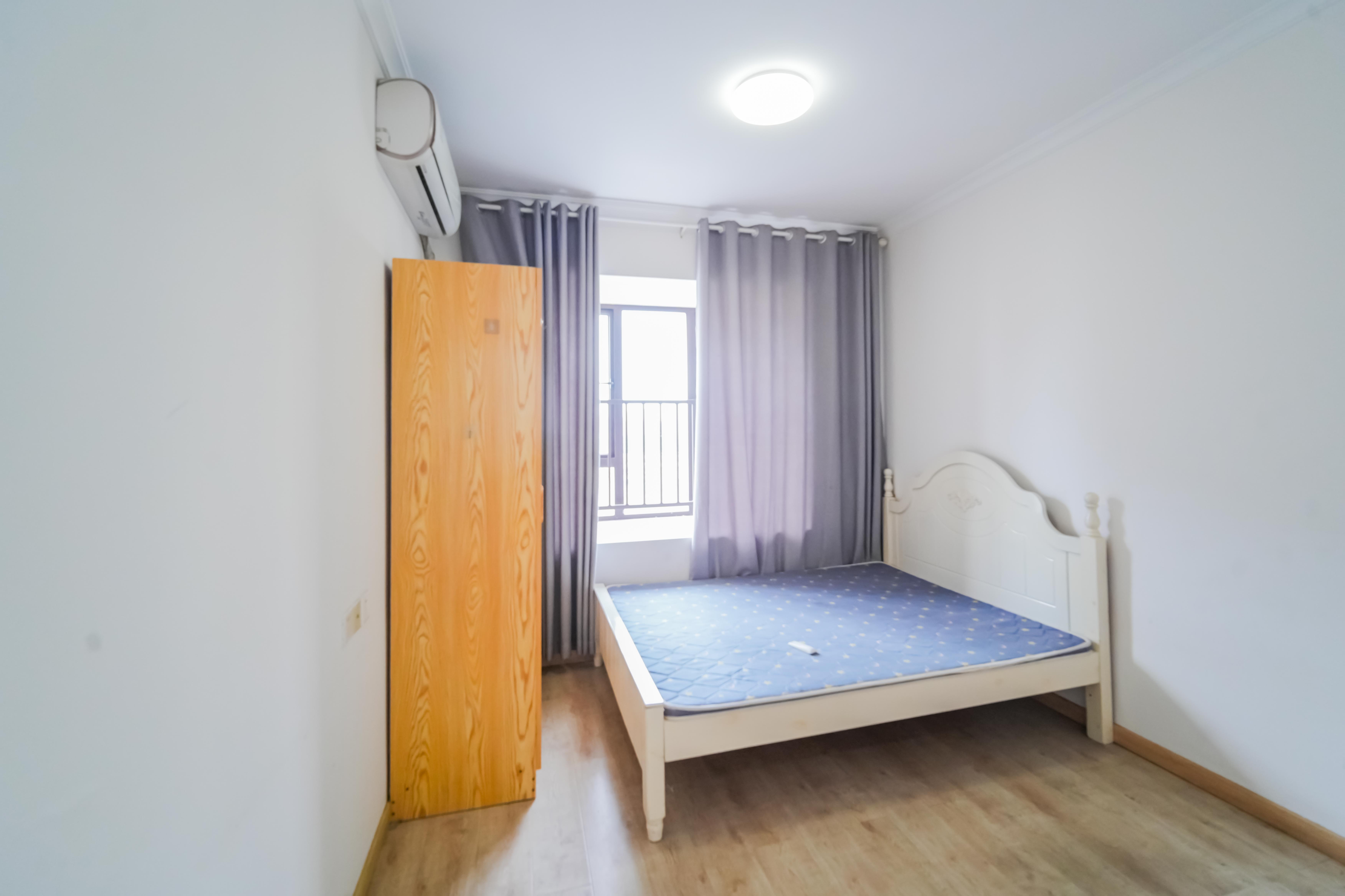 五江天街南区 3室2厅1卫 82.0万 五江天街南区 3室2厅1卫 82.0万卧室