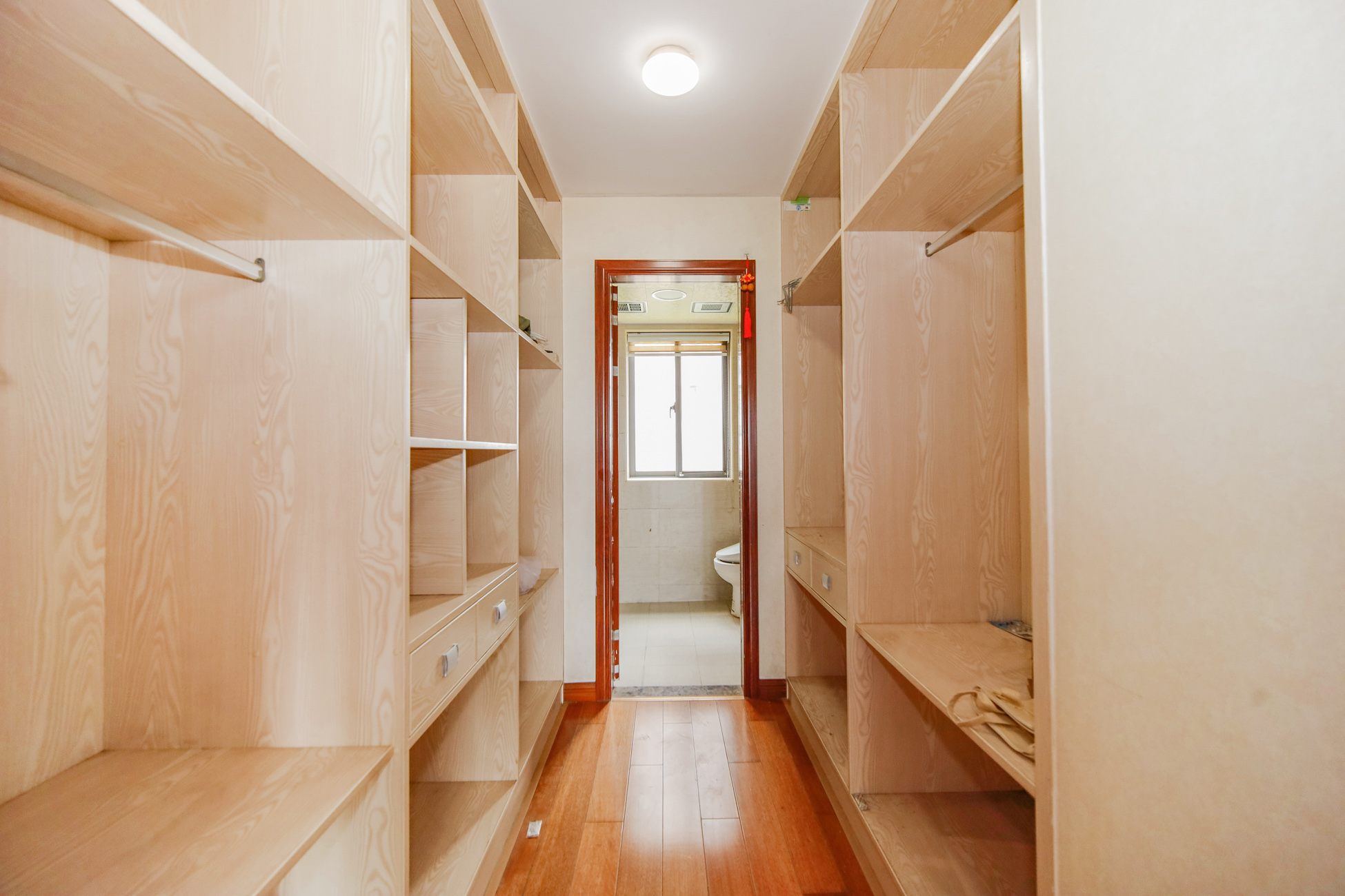 上海城小区  4室2厅1卫    110.0万 上海城小区  4室2厅1卫    110.0万其他