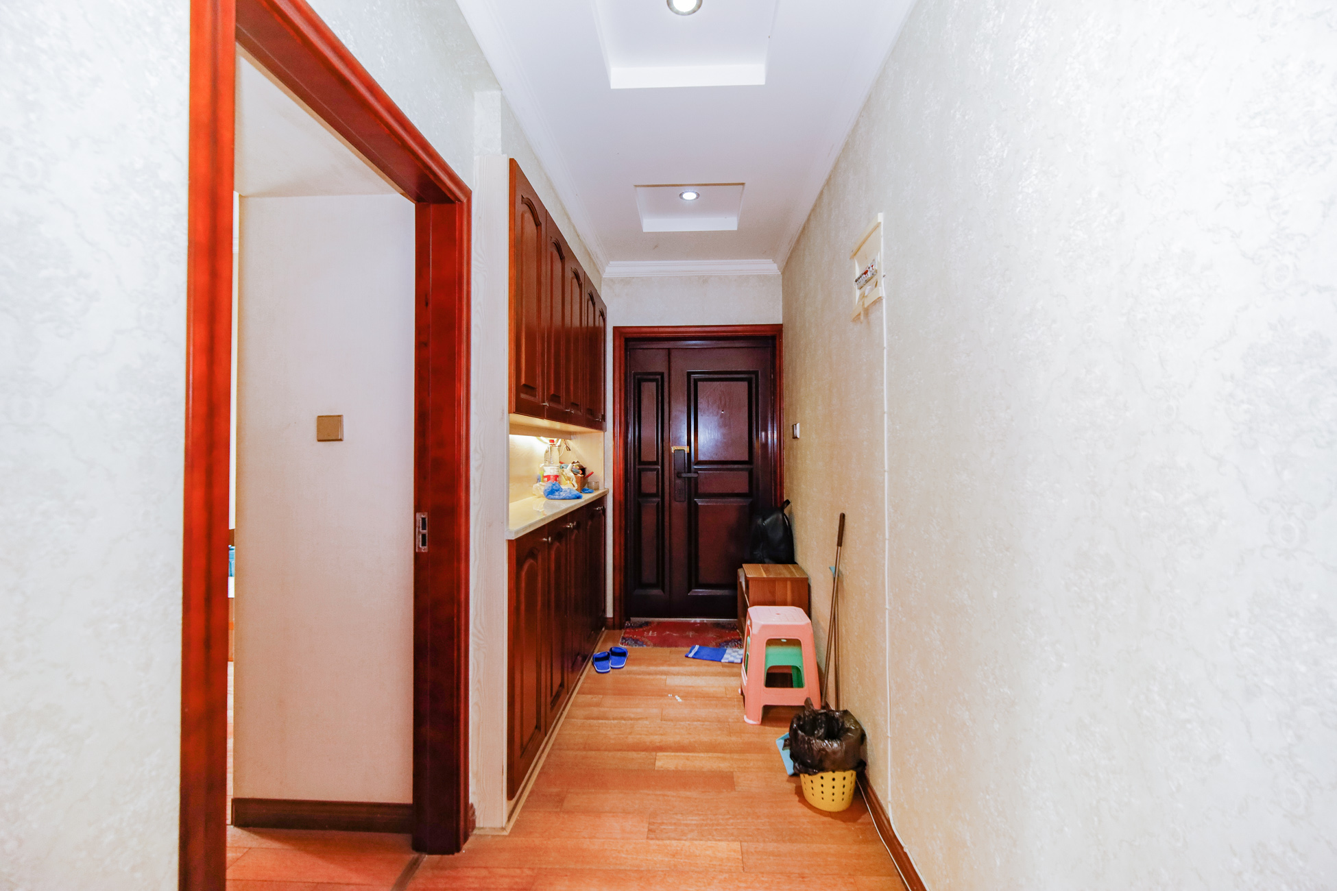 上海城小区  4室2厅1卫    110.0万 上海城小区  4室2厅1卫    110.0万其他