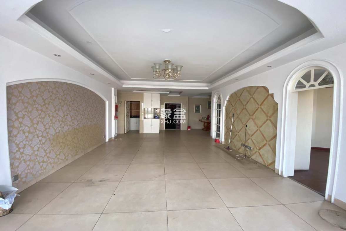 天泉一品 4室2厅2卫 61.0万 天泉一品 4室2厅2卫 61.0万室内图