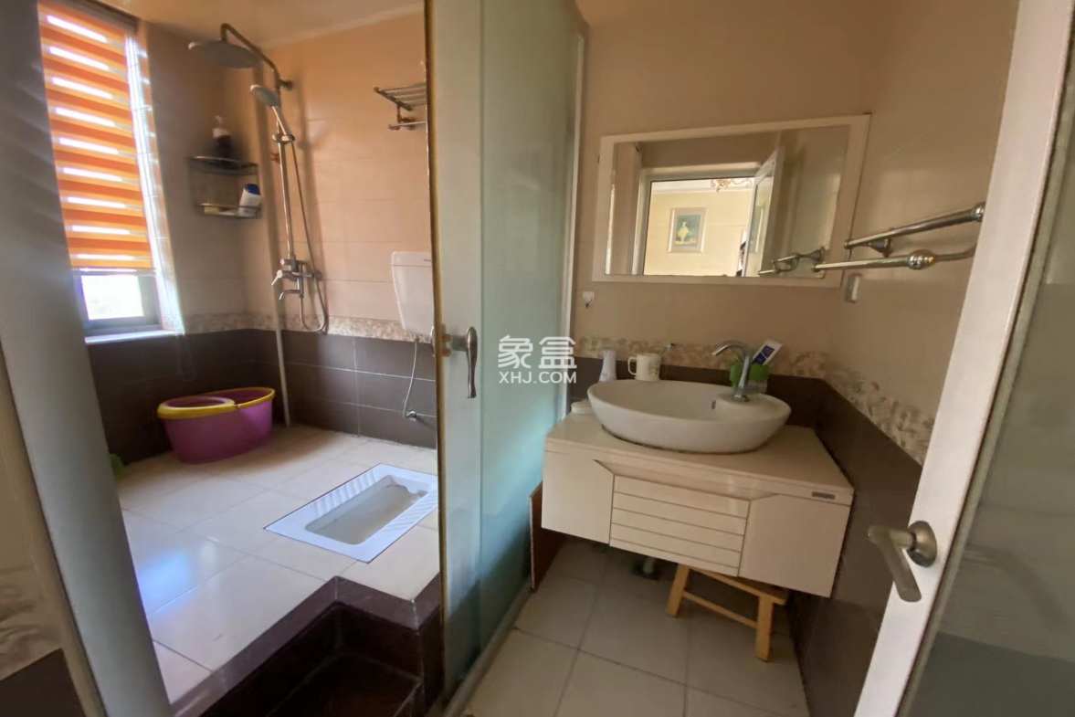 天泉一品 4室2厅2卫 61.0万 天泉一品 4室2厅2卫 61.0万室内图