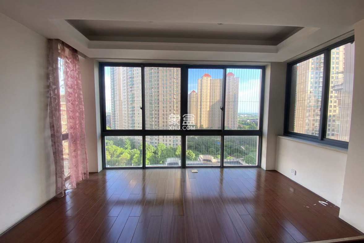 天泉一品 4室2厅2卫 61.0万 天泉一品 4室2厅2卫 61.0万室内图