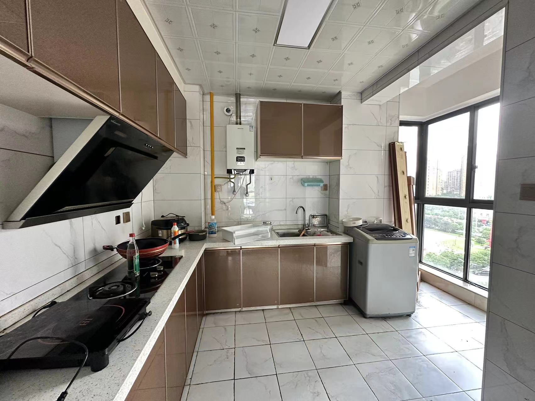 新桂国际 3室2厅2卫 69.8万 新桂国际 3室2厅2卫 69.8万室内图