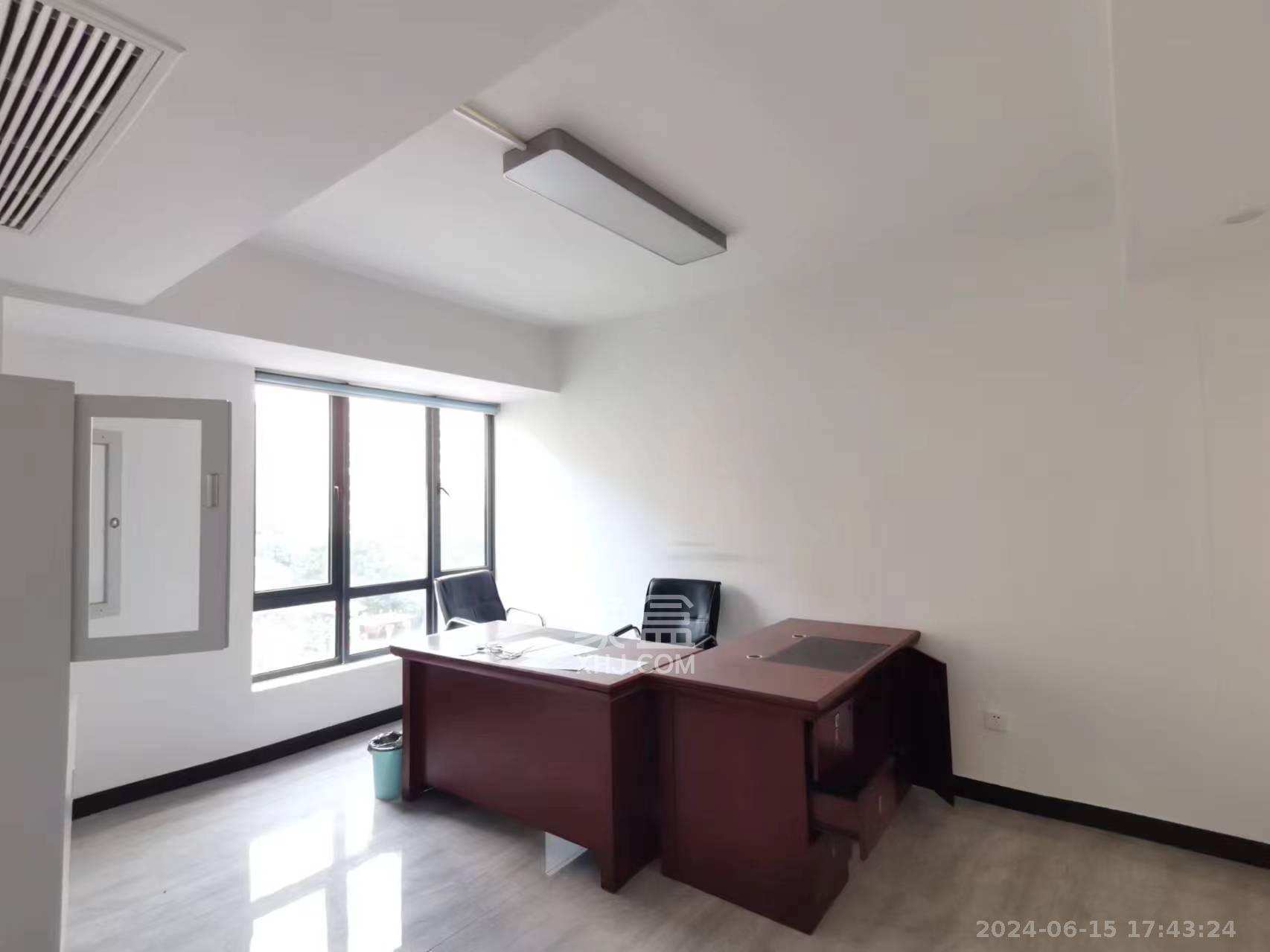 中建芙蓉嘉苑  6室2厅1卫   7000.00元/月室内图