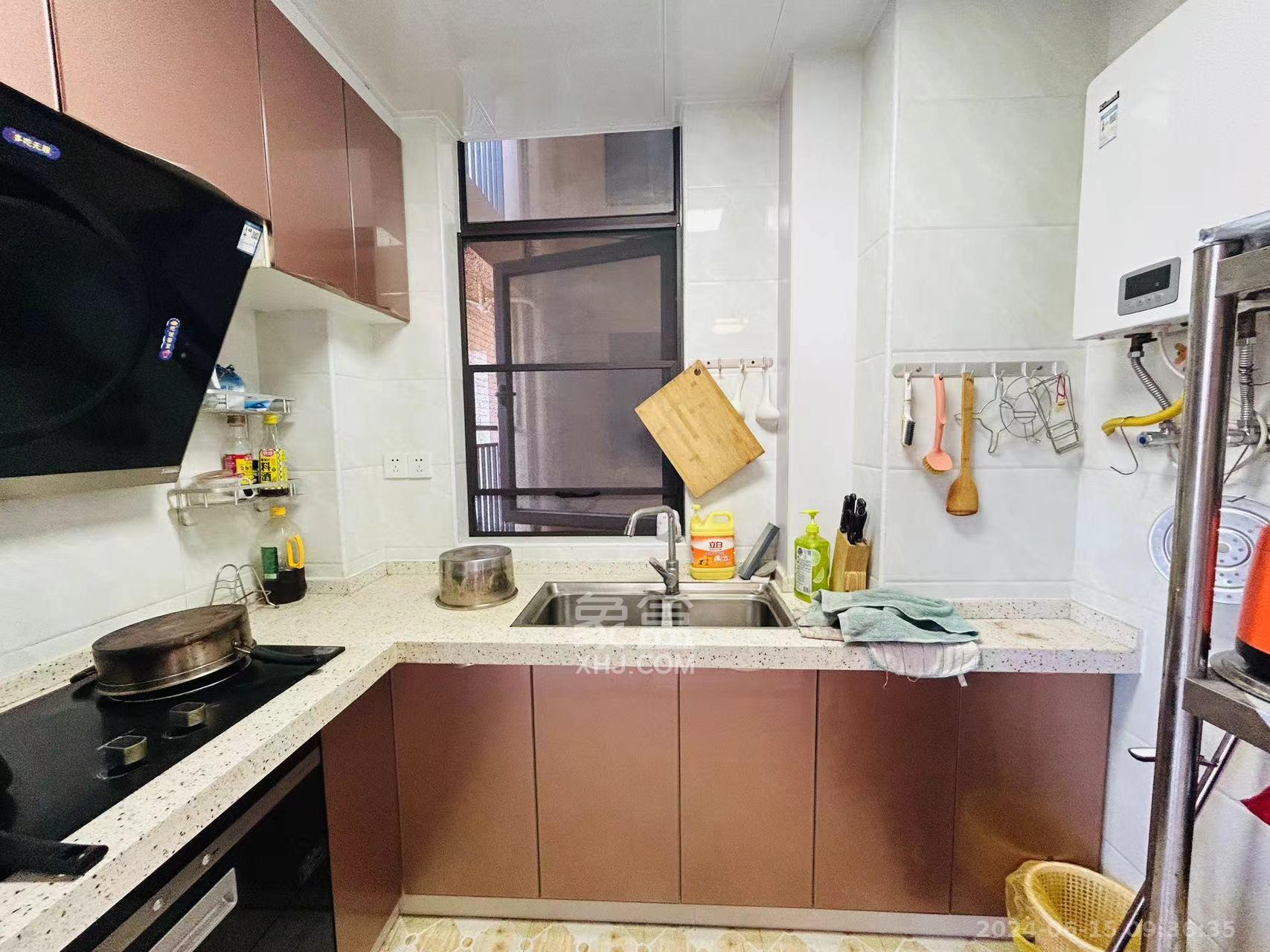 中建信和城  2室2厅1卫    2700.0元/月室内图