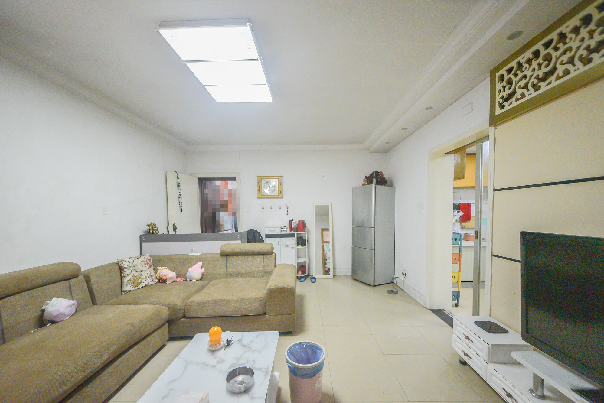狮子山一片  2室1厅1卫   52.80万客厅