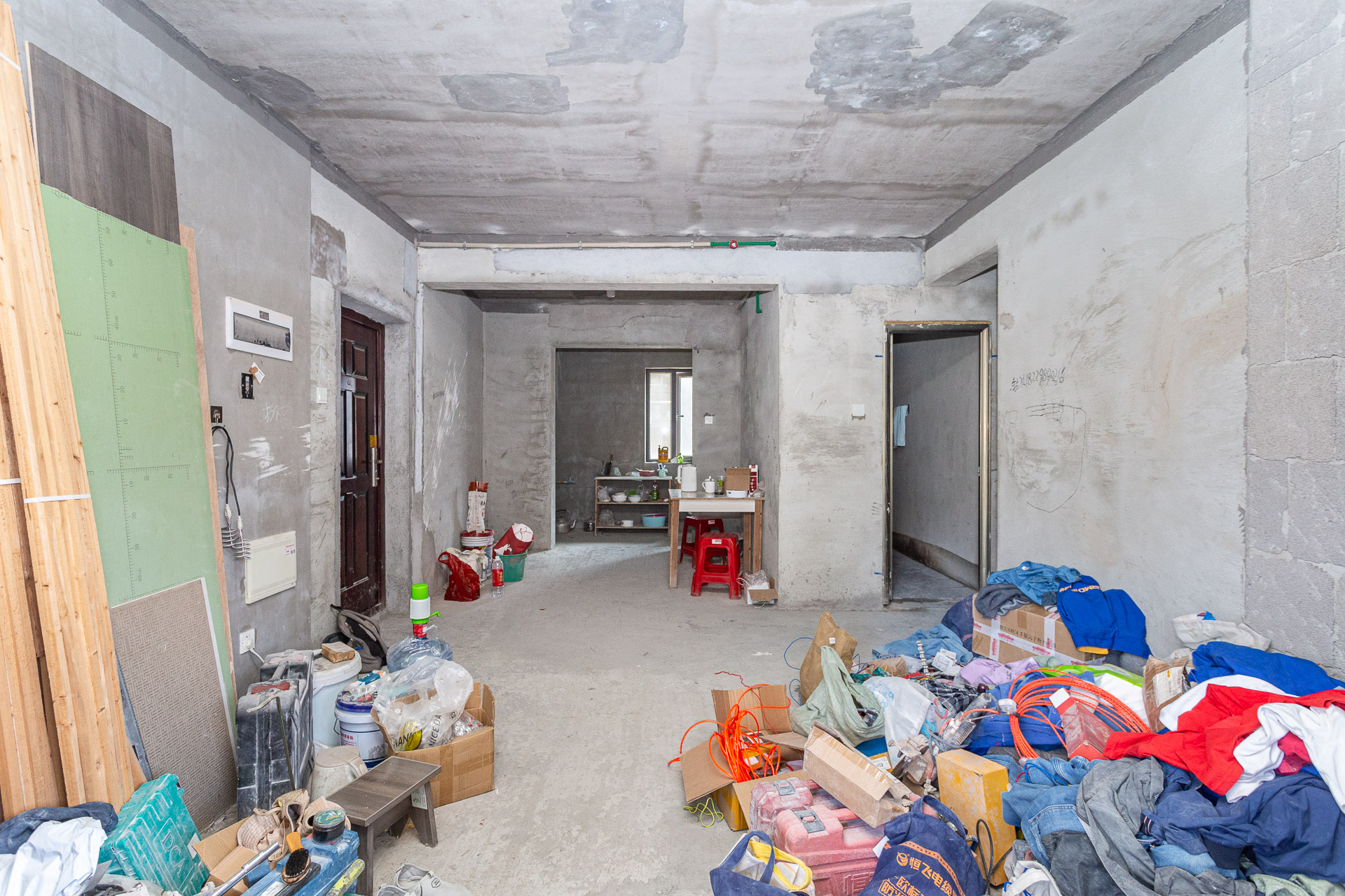 勤诚达境界城 4室2厅2卫 95.0万 勤诚达境界城 4室2厅2卫 95.0万客厅