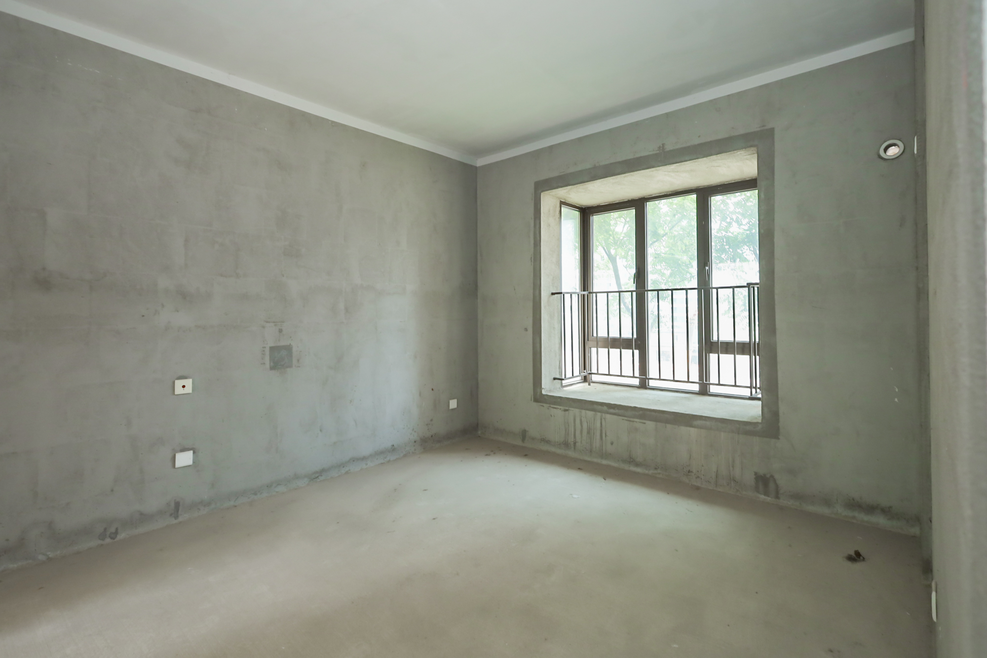 保利西海岸B区  4室2厅2卫    178.0万 保利西海岸B区  4室2厅2卫    178.0万卧室