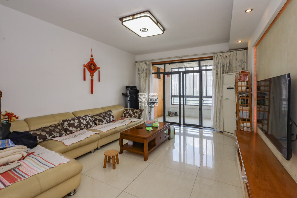 八方和园  3室2厅2卫    380.0万