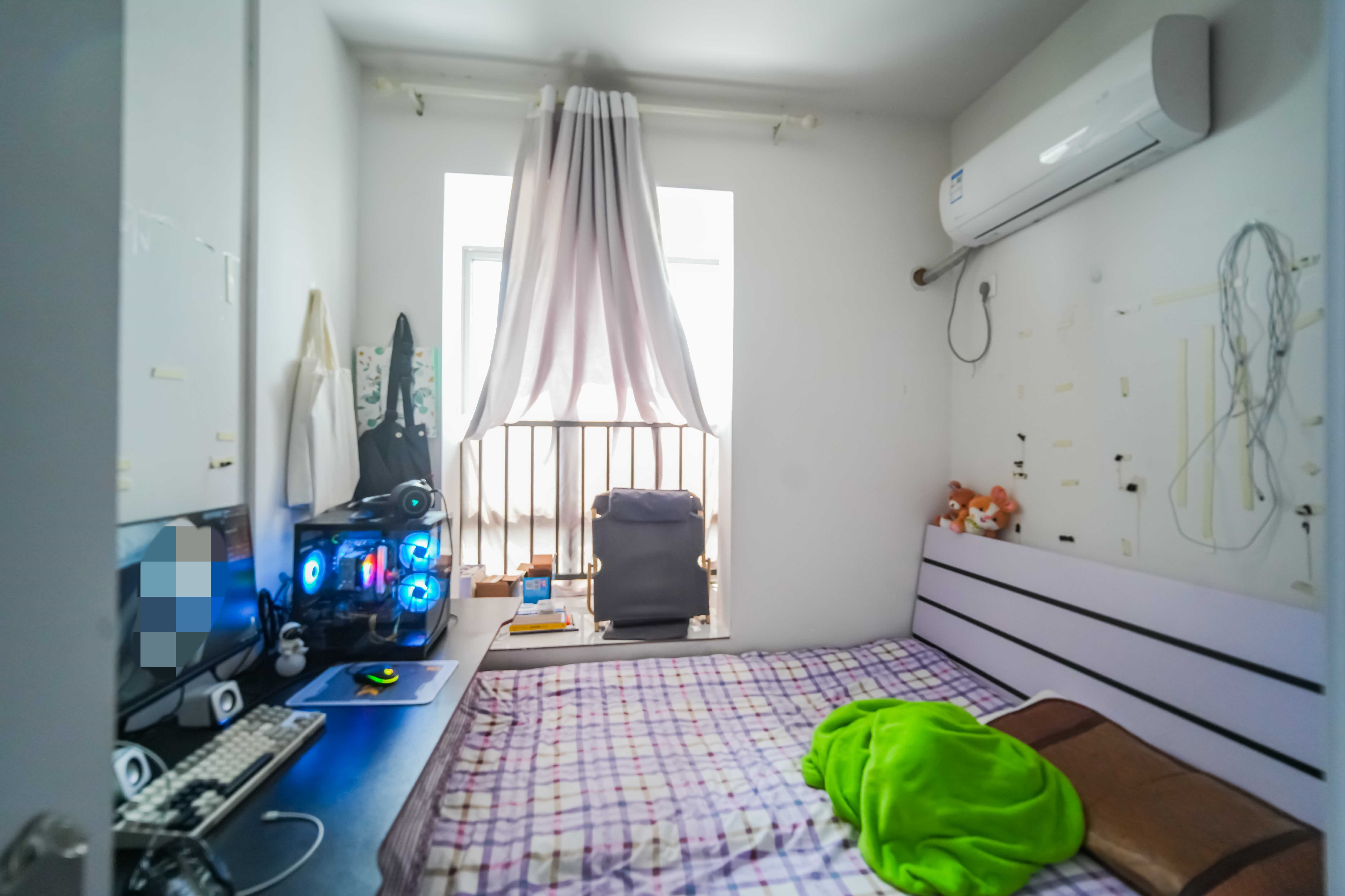 金轮星光名座 3室2厅2卫 108.0万 金轮星光名座 3室2厅2卫 108.0万卧室