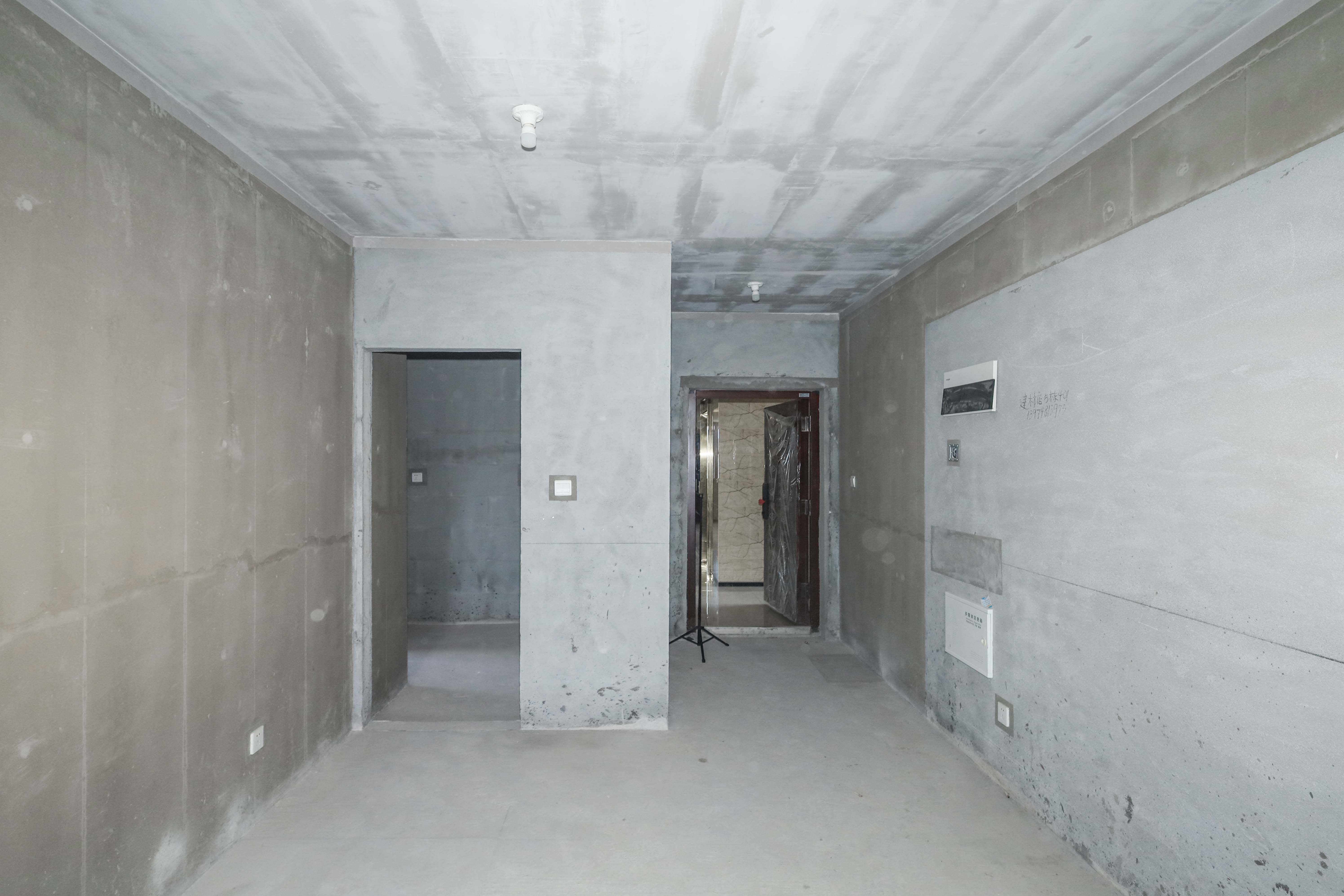 中国铁建梅溪青秀三期  4室2厅2卫    160.0万其他