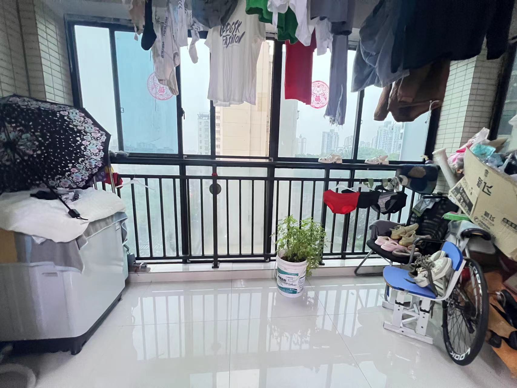 金碧花园 2室1厅1卫 32.0万 金碧花园 2室1厅1卫 32.0万室内图