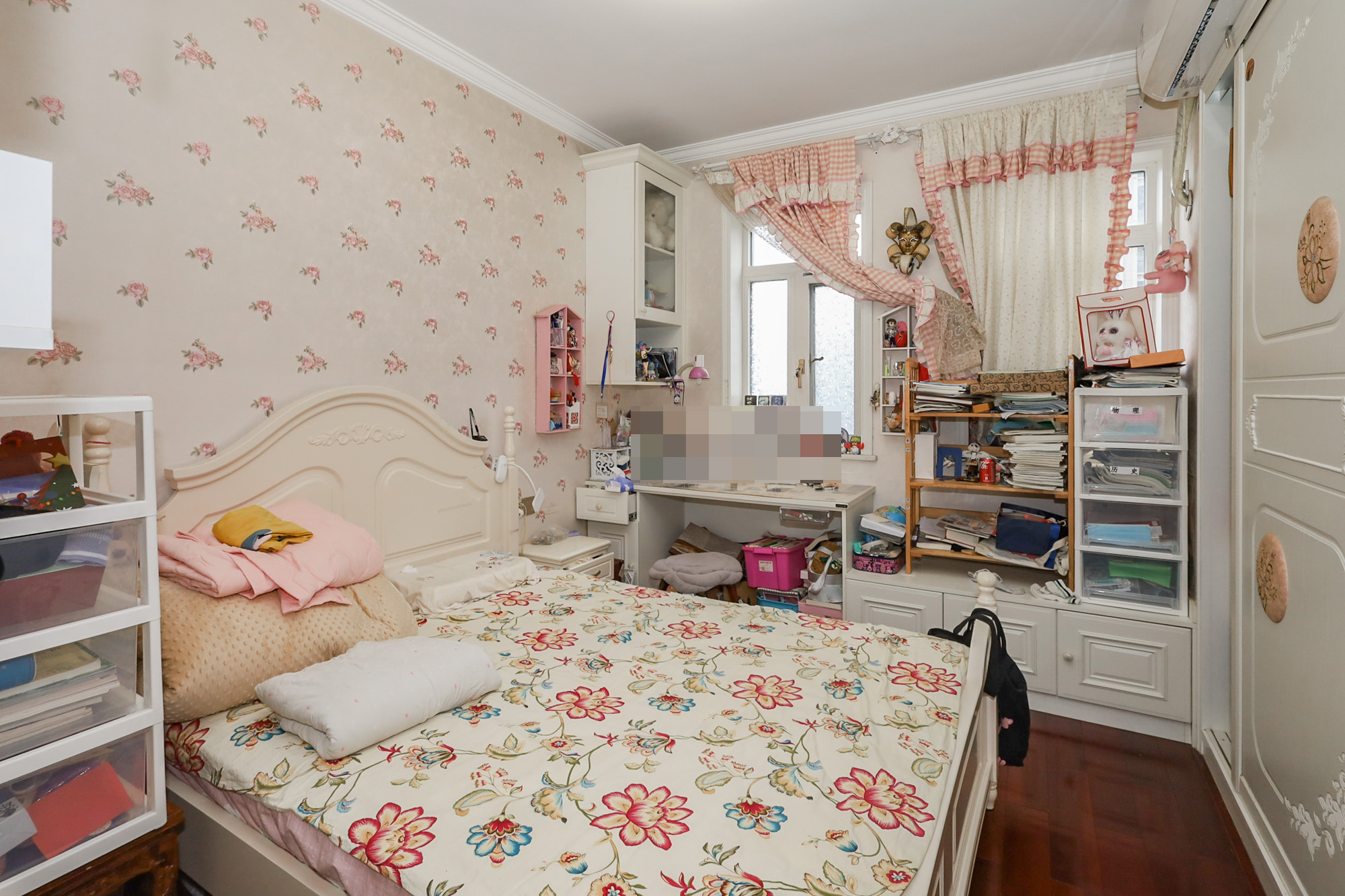 八方小区C区 4室2厅2卫 480.0万 八方小区C区 4室2厅2卫 480.0万卧室