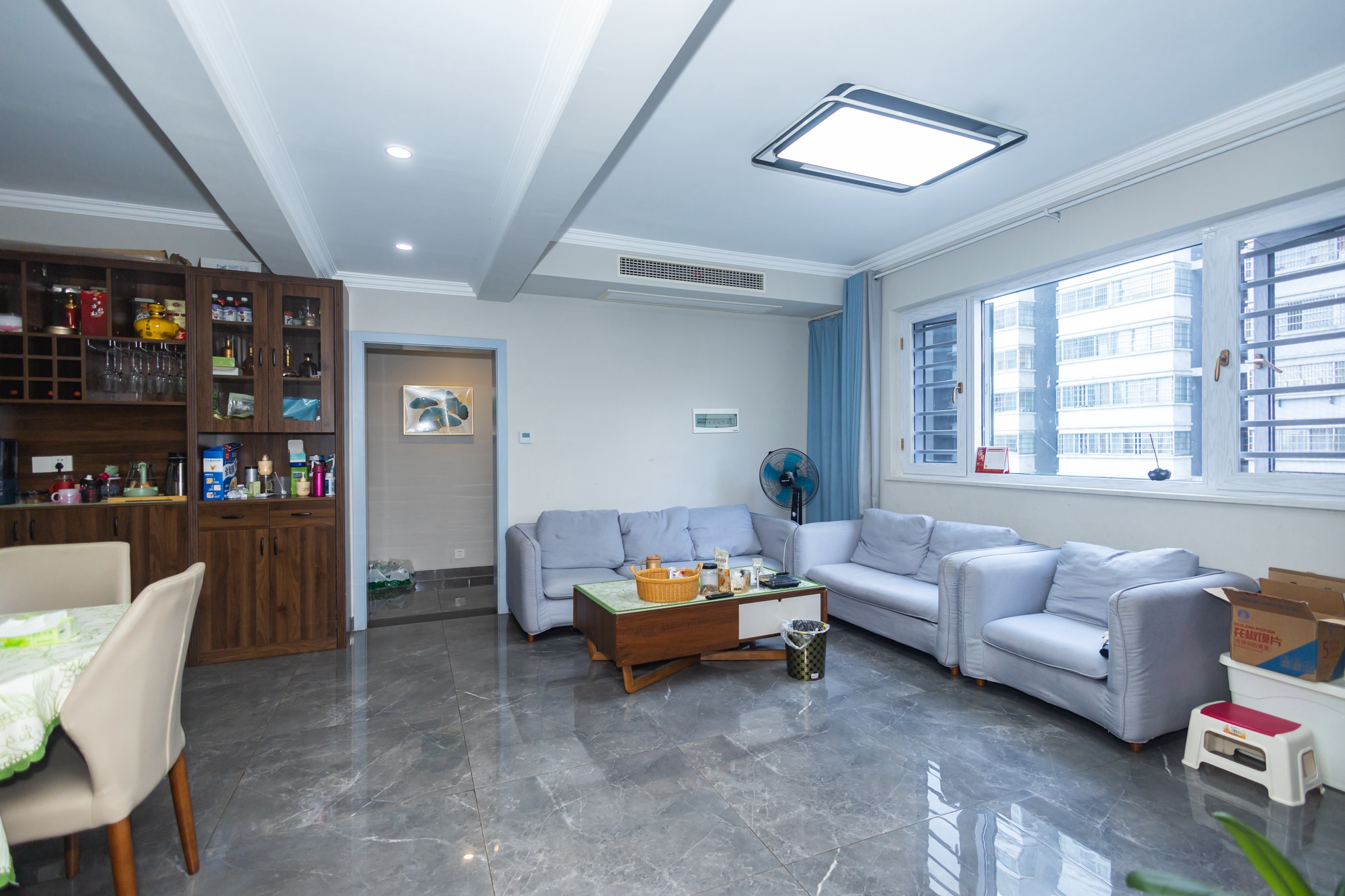 锦璨家园  3室2厅1卫    95.0万 锦璨家园  3室2厅1卫    95.0万客厅