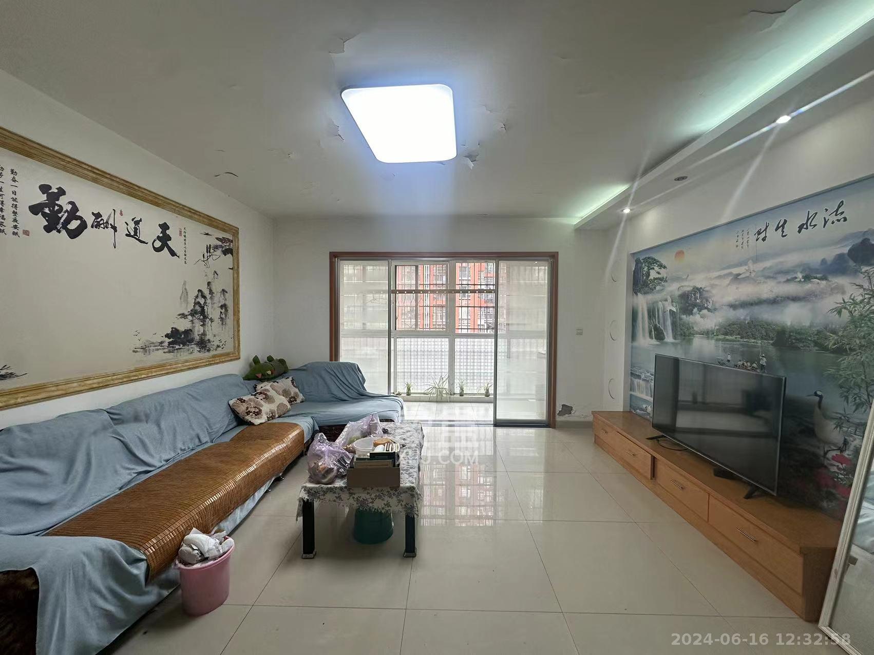 广泰家园  3室2厅1卫   1800.00元/月室内图