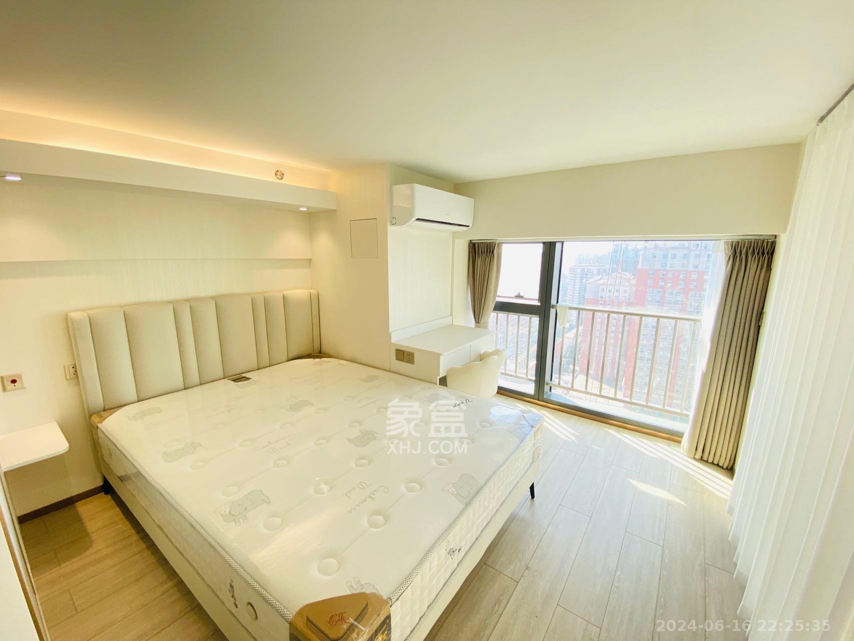 华远华时代  3室2厅2卫   5500.00元/月室内图