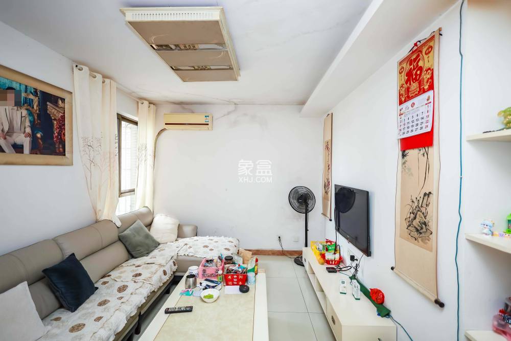 天泰怡园  3室2厅2卫   56.00万