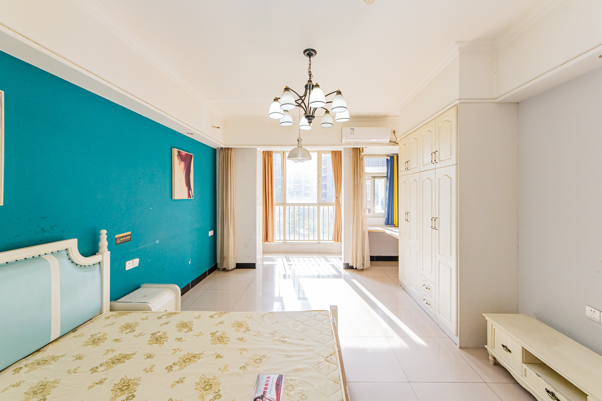 北辰三角洲E4区  1室1厅1卫    41.8万 北辰三角洲E4区  1室1厅1卫    41.8万客厅